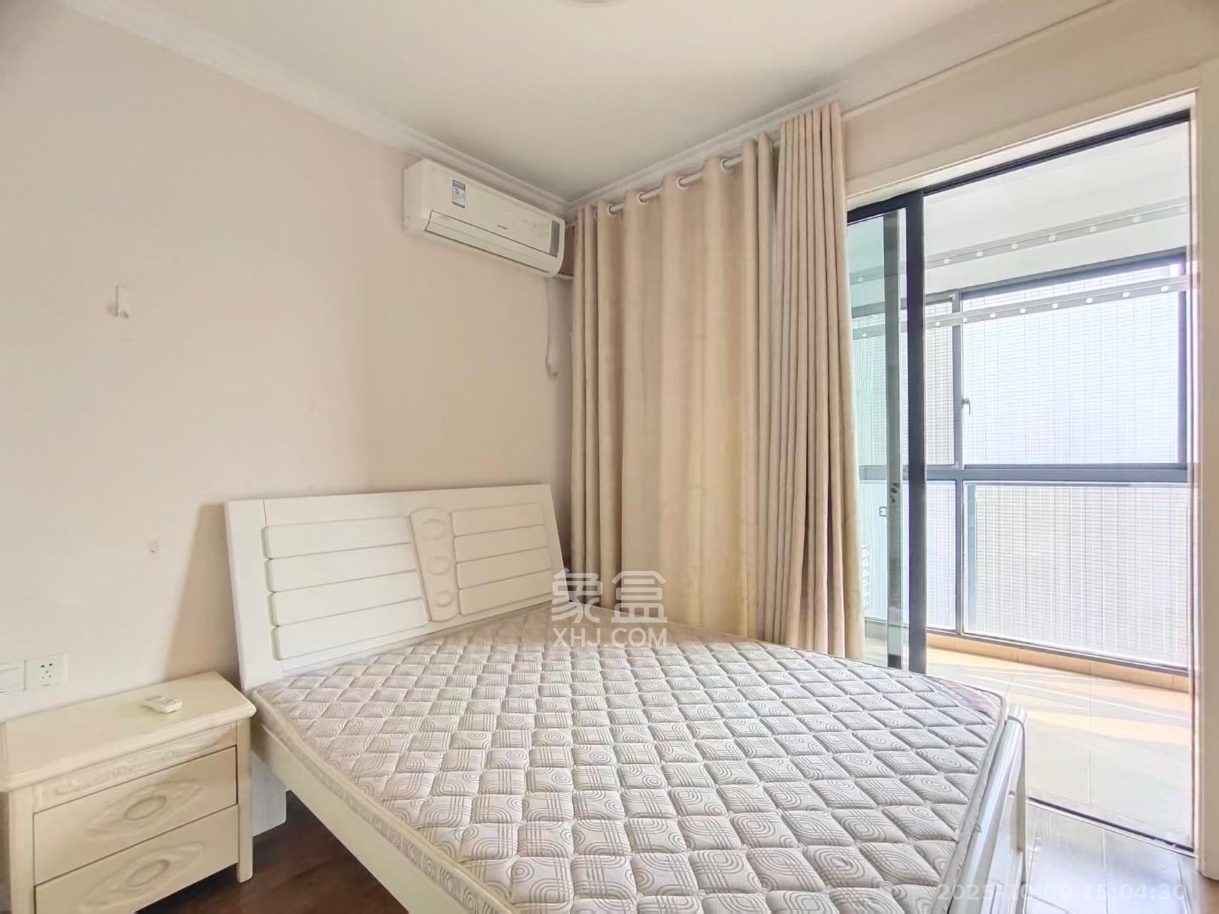 融科东南海  3室2厅2卫    2500.0元/月 融科东南海  3室2厅2卫    2500.0元/月室内图