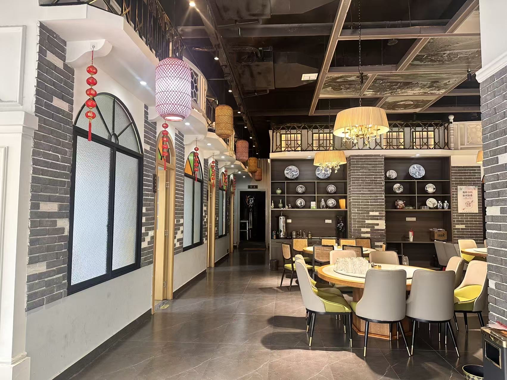 朝阳办事处江金社区  5室2厅1卫    15400.0元/月 朝阳办事处江金社区  5室2厅1卫    15400.0元/月室内图