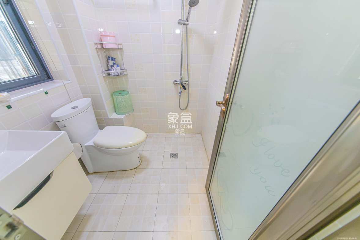 中建芙蓉嘉苑 3室2厅2卫 2300.0元/月 中建芙蓉嘉苑 3室2厅2卫 2300.0元/月室内图