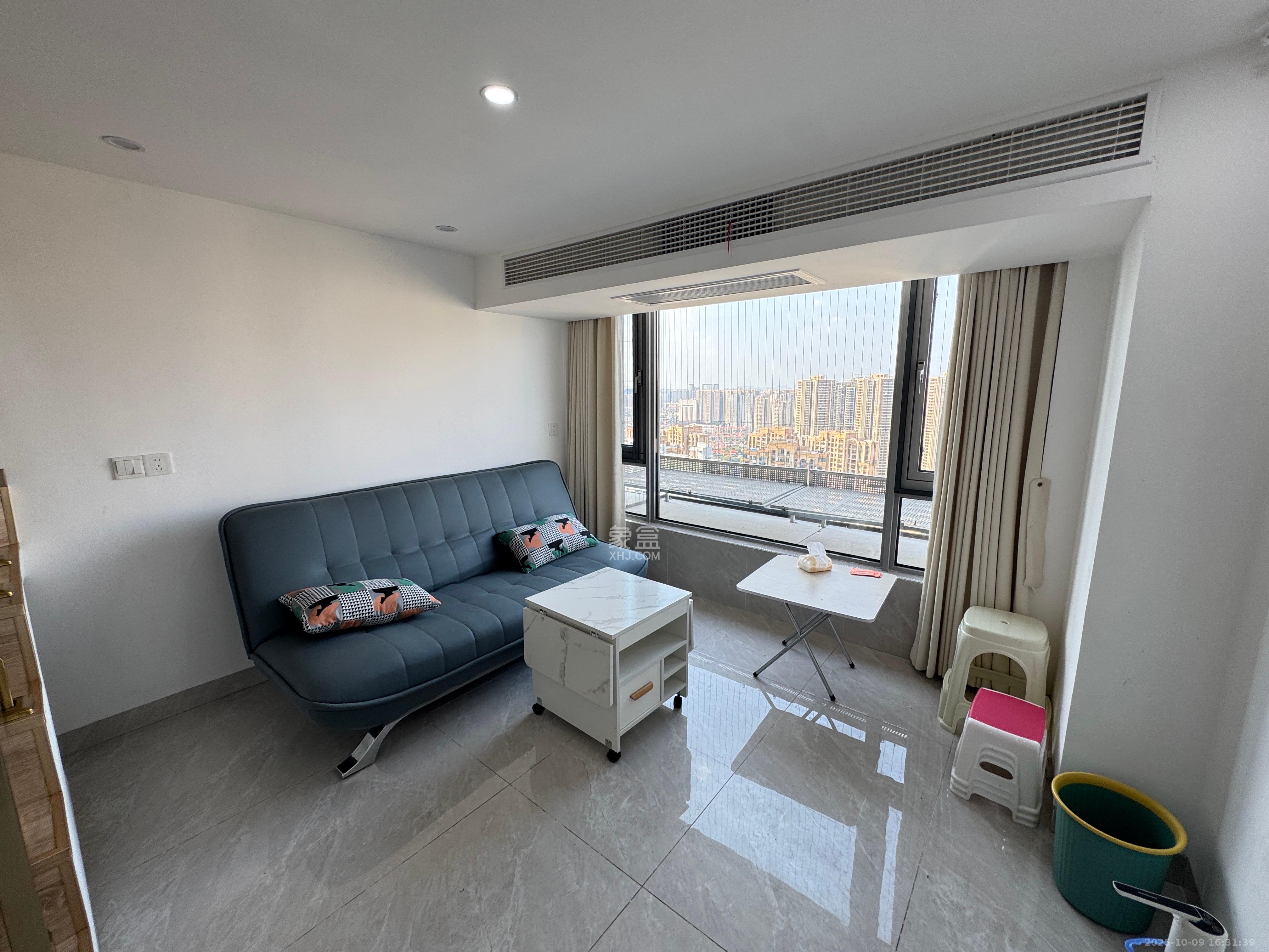 保利天禧EF区  2室1厅1卫    2600.0元/月 保利天禧EF区  2室1厅1卫    2600.0元/月