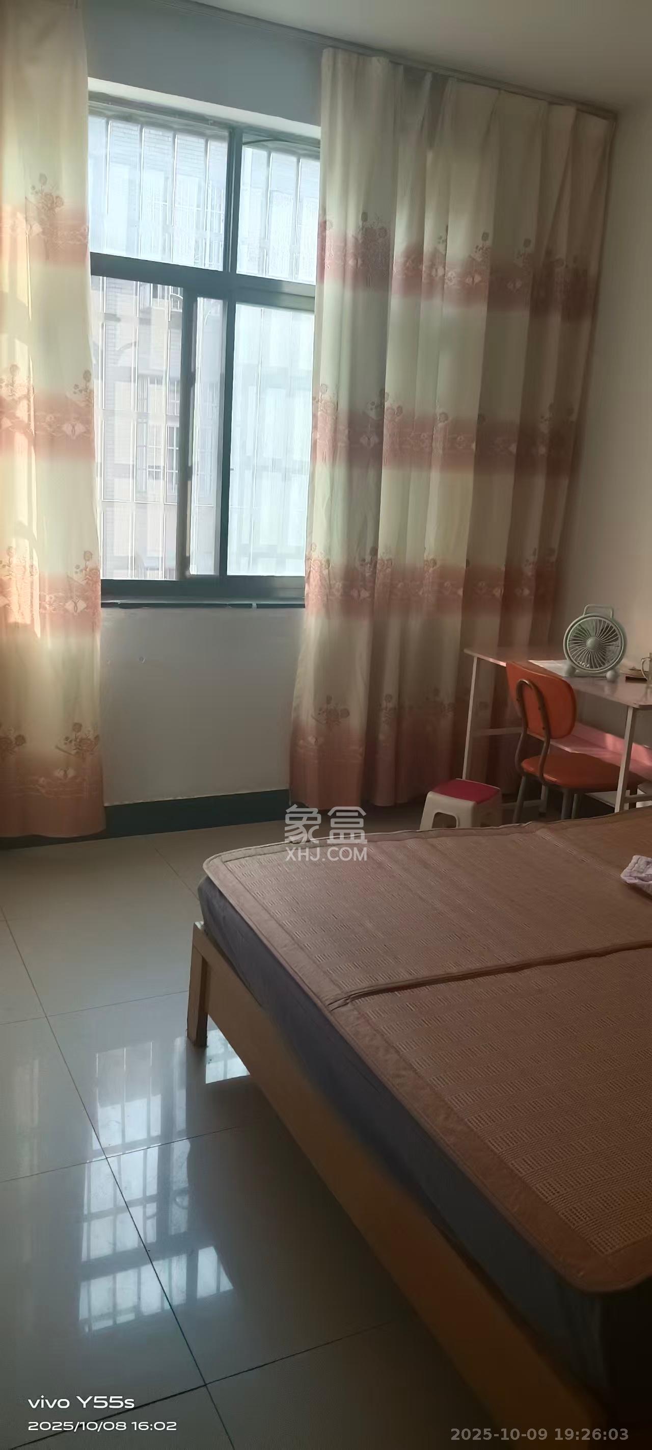 黄鹤小区2片 2室1厅1卫 1400.0元/月 黄鹤小区2片 2室1厅1卫 1400.0元/月室内图