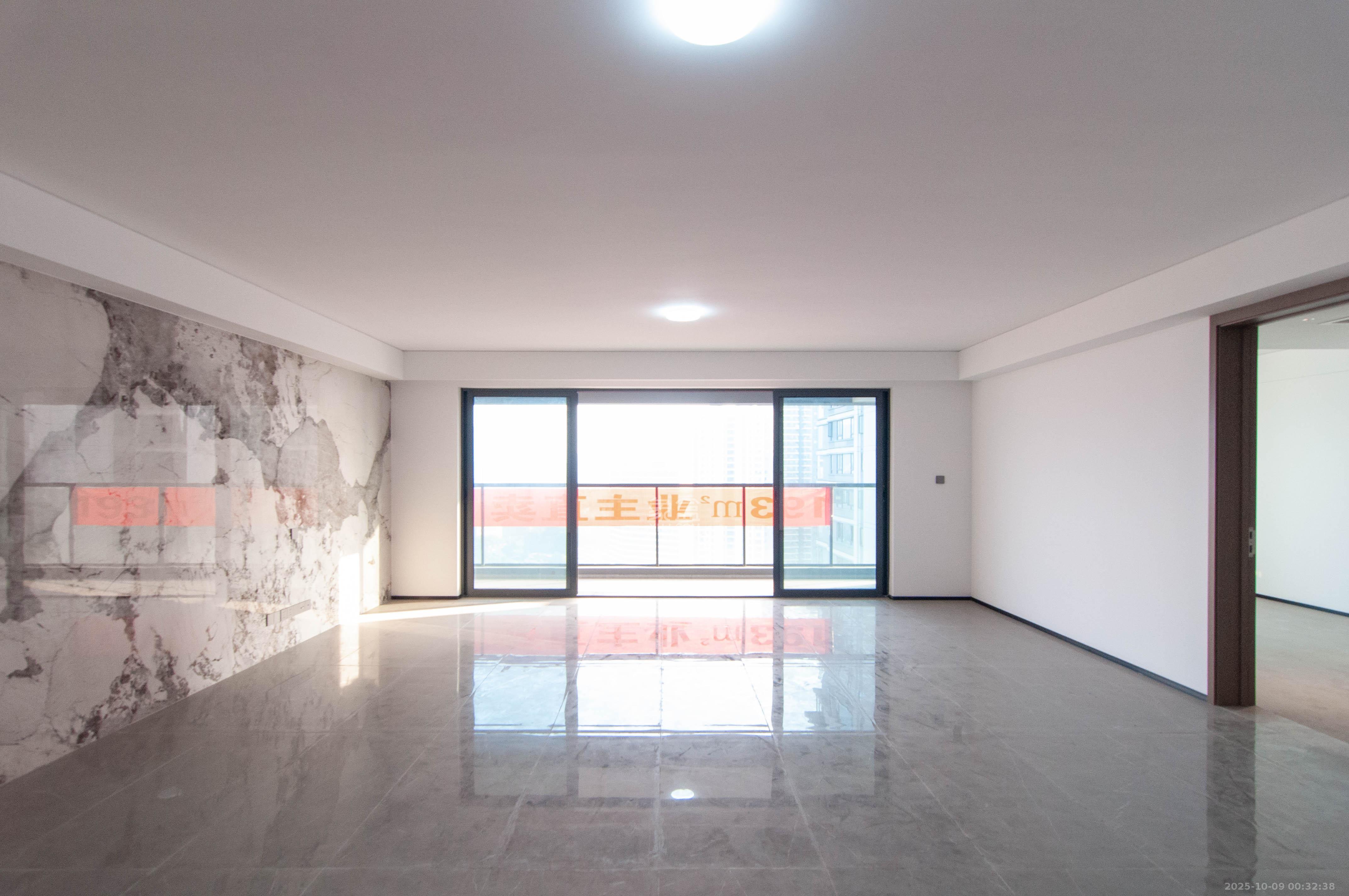 金地峯范  4室2厅3卫    417.0万 金地峯范  4室2厅3卫    417.0万