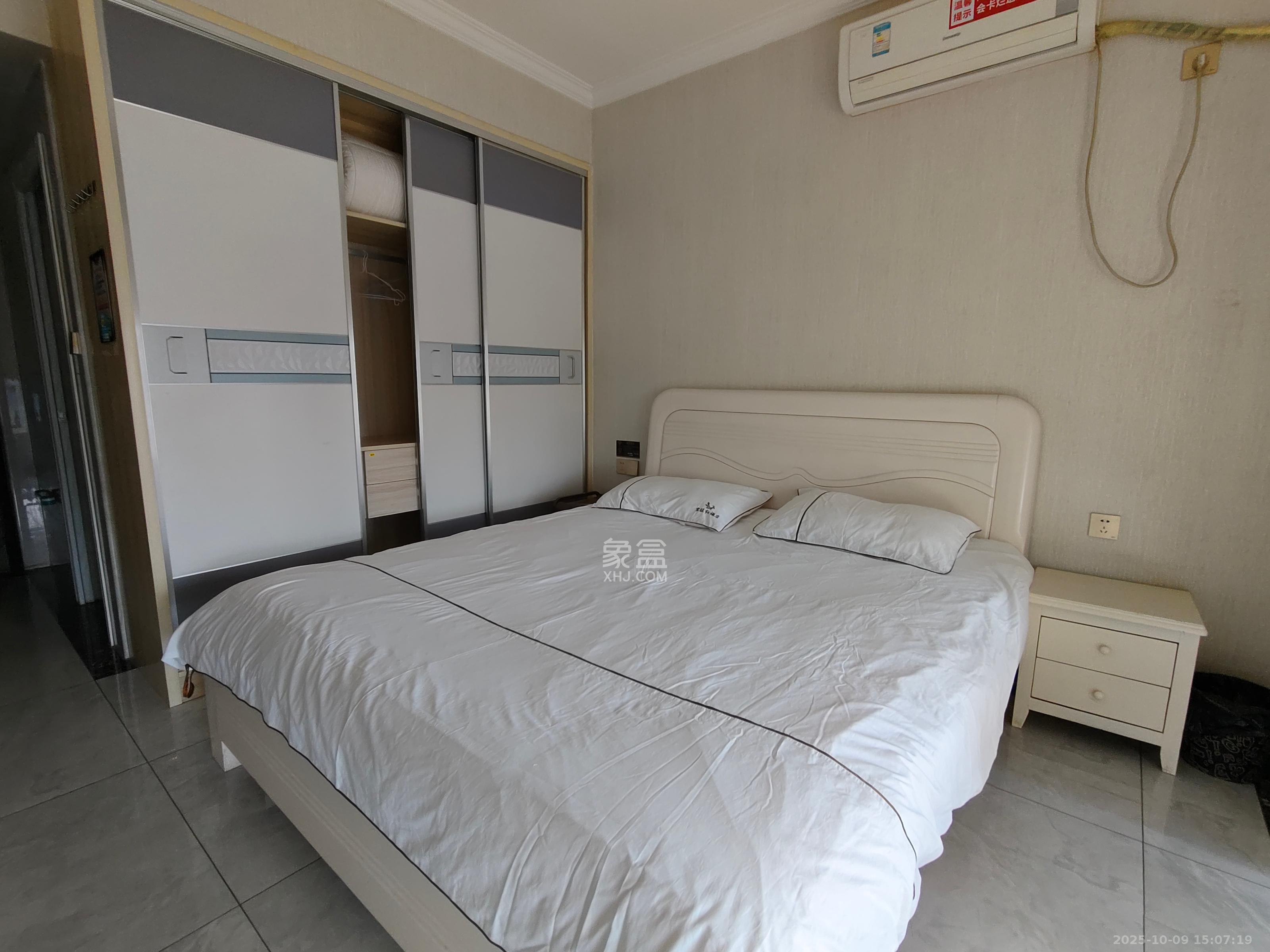 MOMA当代广场 1室1厅1卫 1200.0元/月 MOMA当代广场 1室1厅1卫 1200.0元/月室内图