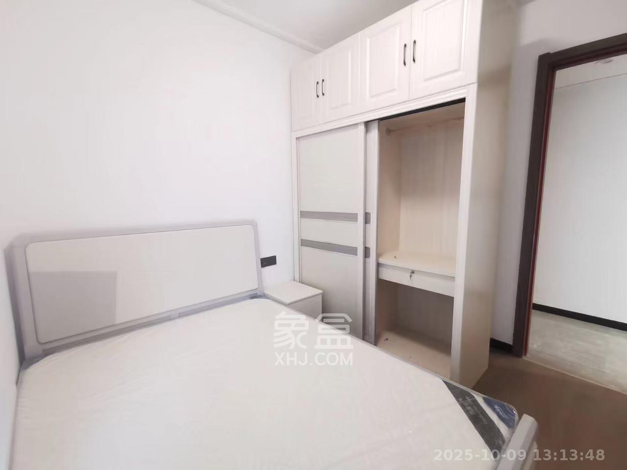 卓越中寰  4室2厅2卫    5300.0元/月室内图