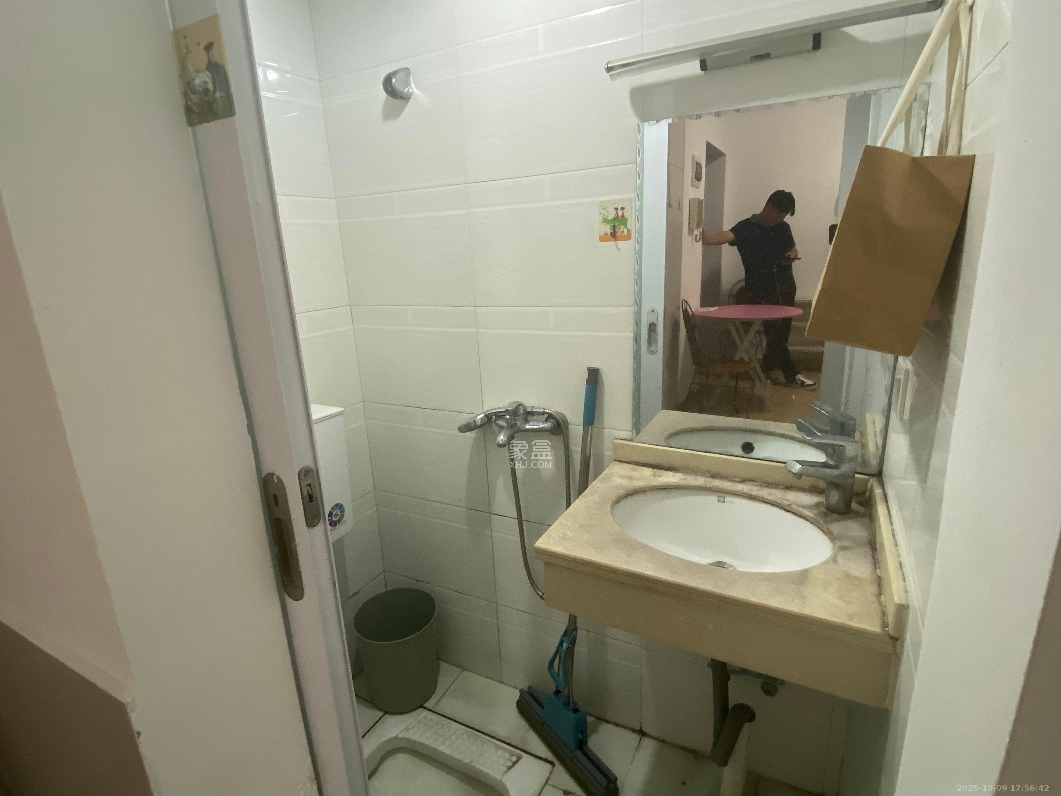 凯通国际城(凯通朝庭) 1室1厅1卫 1100.0元/月 凯通国际城(凯通朝庭) 1室1厅1卫 1100.0元/月室内图