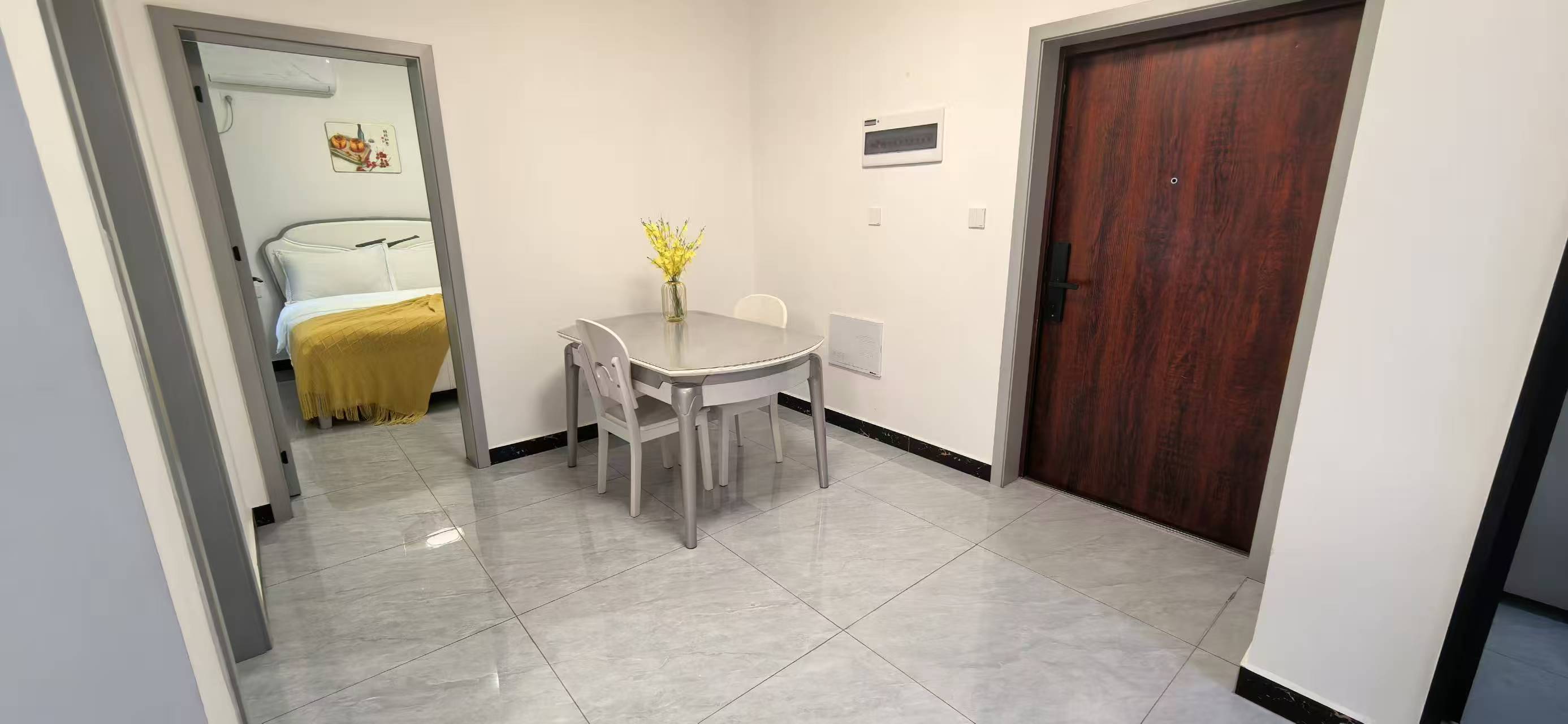 南门口安置小区二期 2室2厅1卫 2200.0元/月 南门口安置小区二期 2室2厅1卫 2200.0元/月室内图