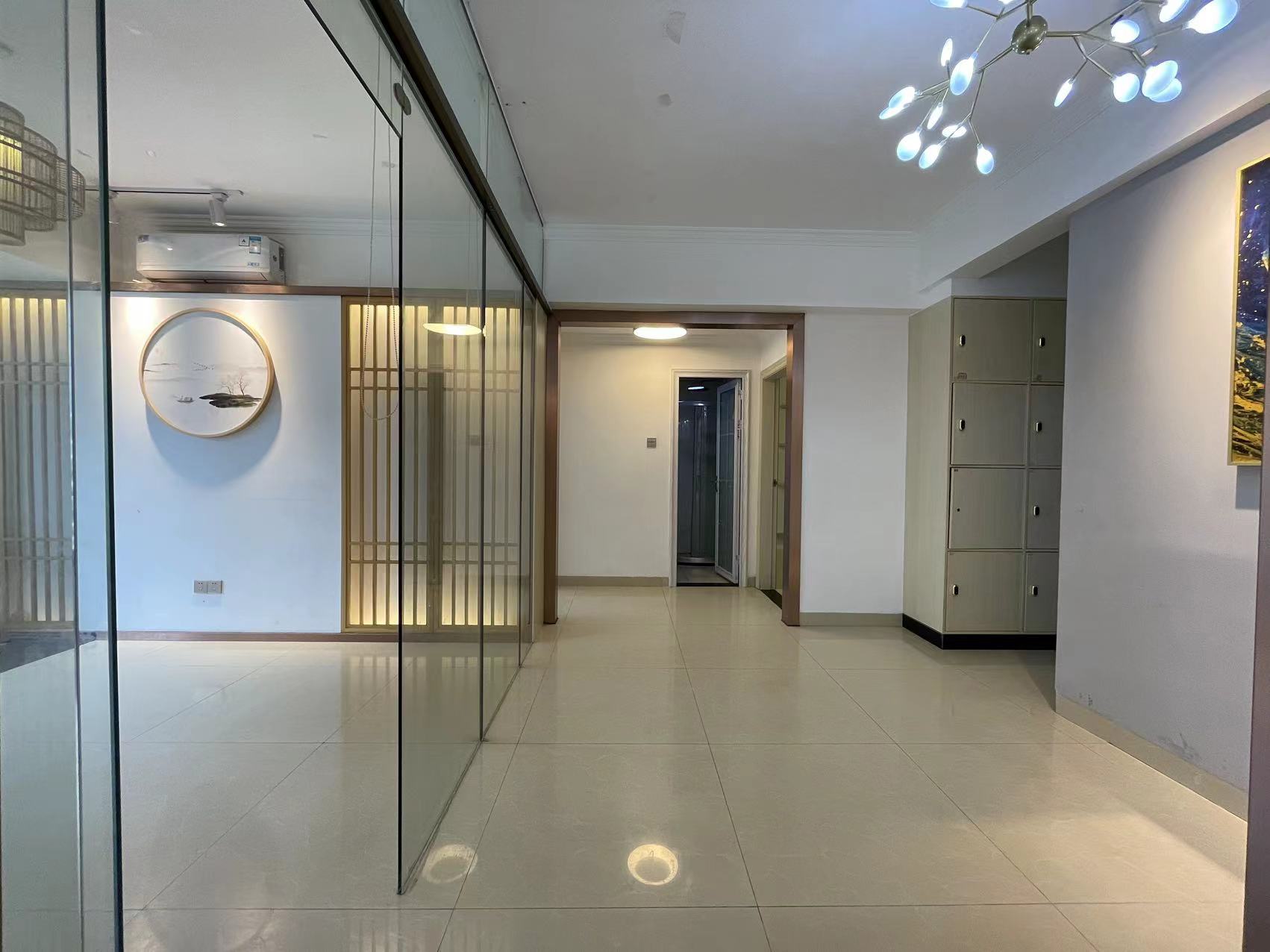 金城SOHO(海岸金城金城国际) 5室3厅2卫 7000.0元/月 金城SOHO(海岸金城金城国际) 5室3厅2卫 7000.0元/月室内图