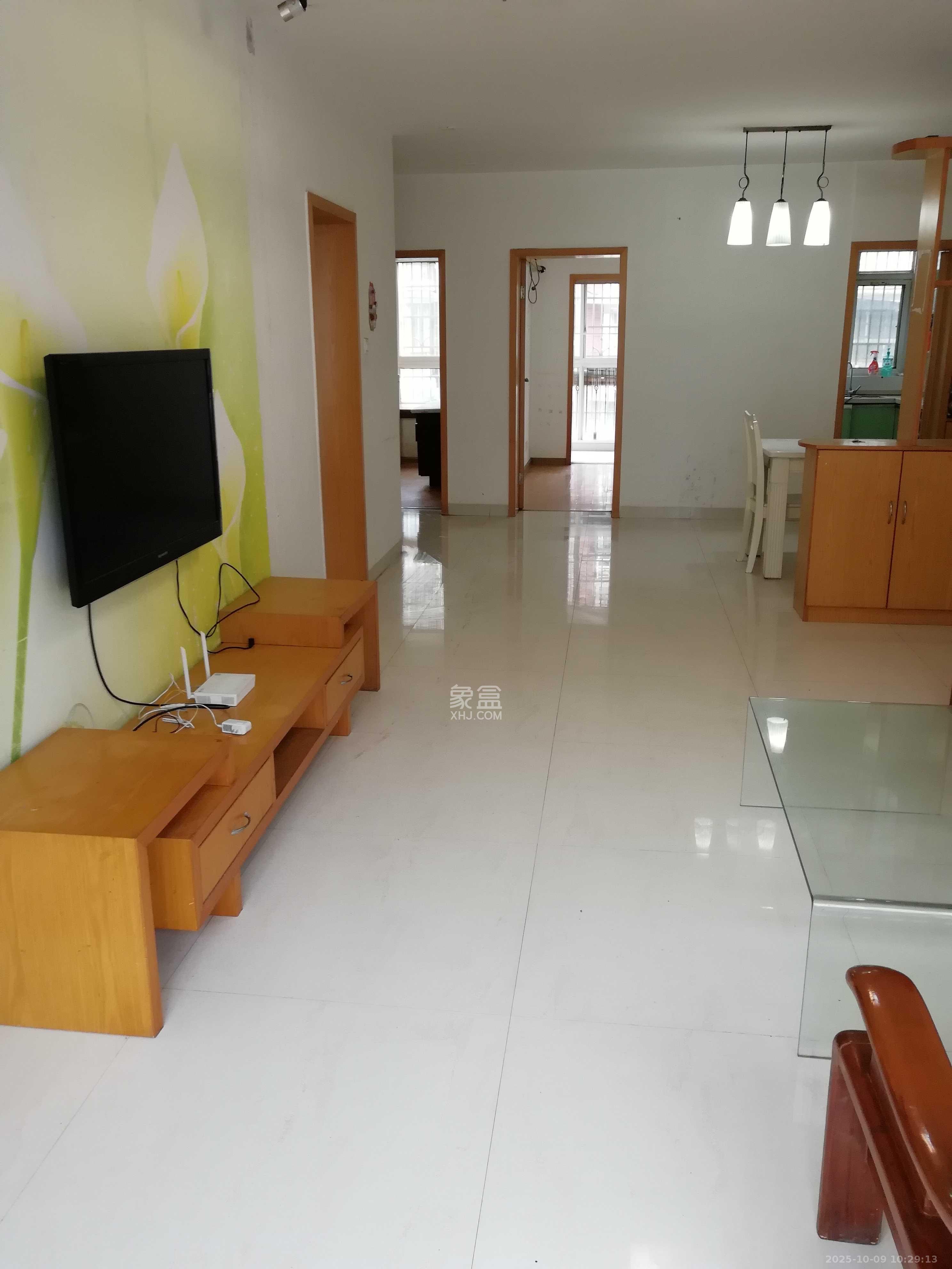 紫薇苑  3室2厅1卫    2000.0元/月室内图