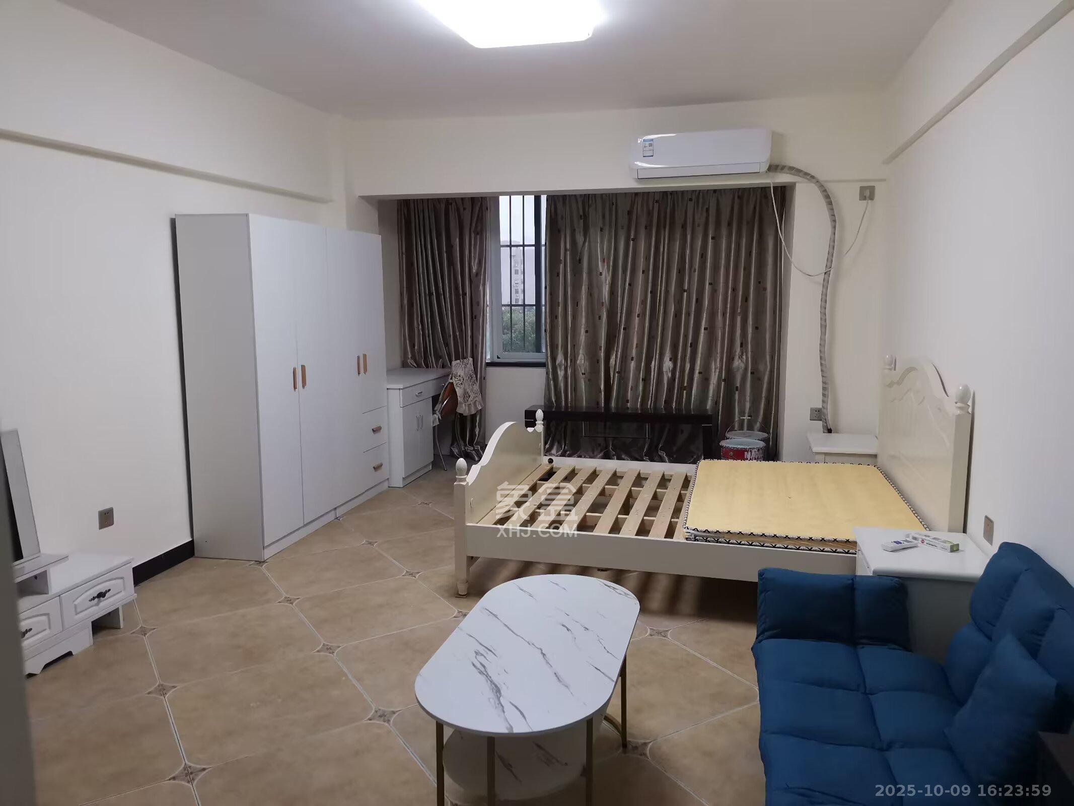 玛依拉山庄  1室1厅1卫    1500.0元/月室内图