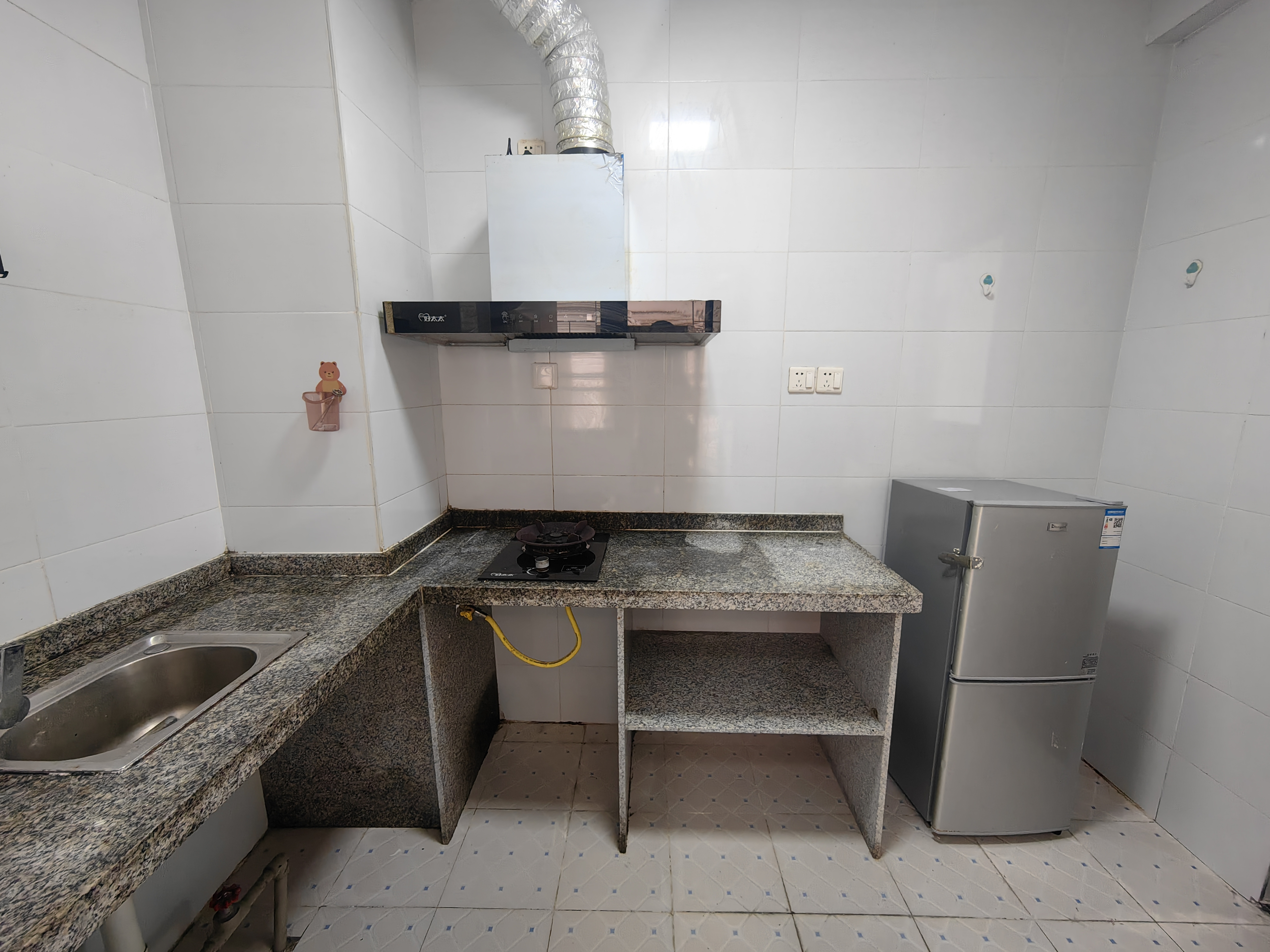 冠盛天泽园 2室2厅1卫 2100.0元/月 冠盛天泽园 2室2厅1卫 2100.0元/月室内图