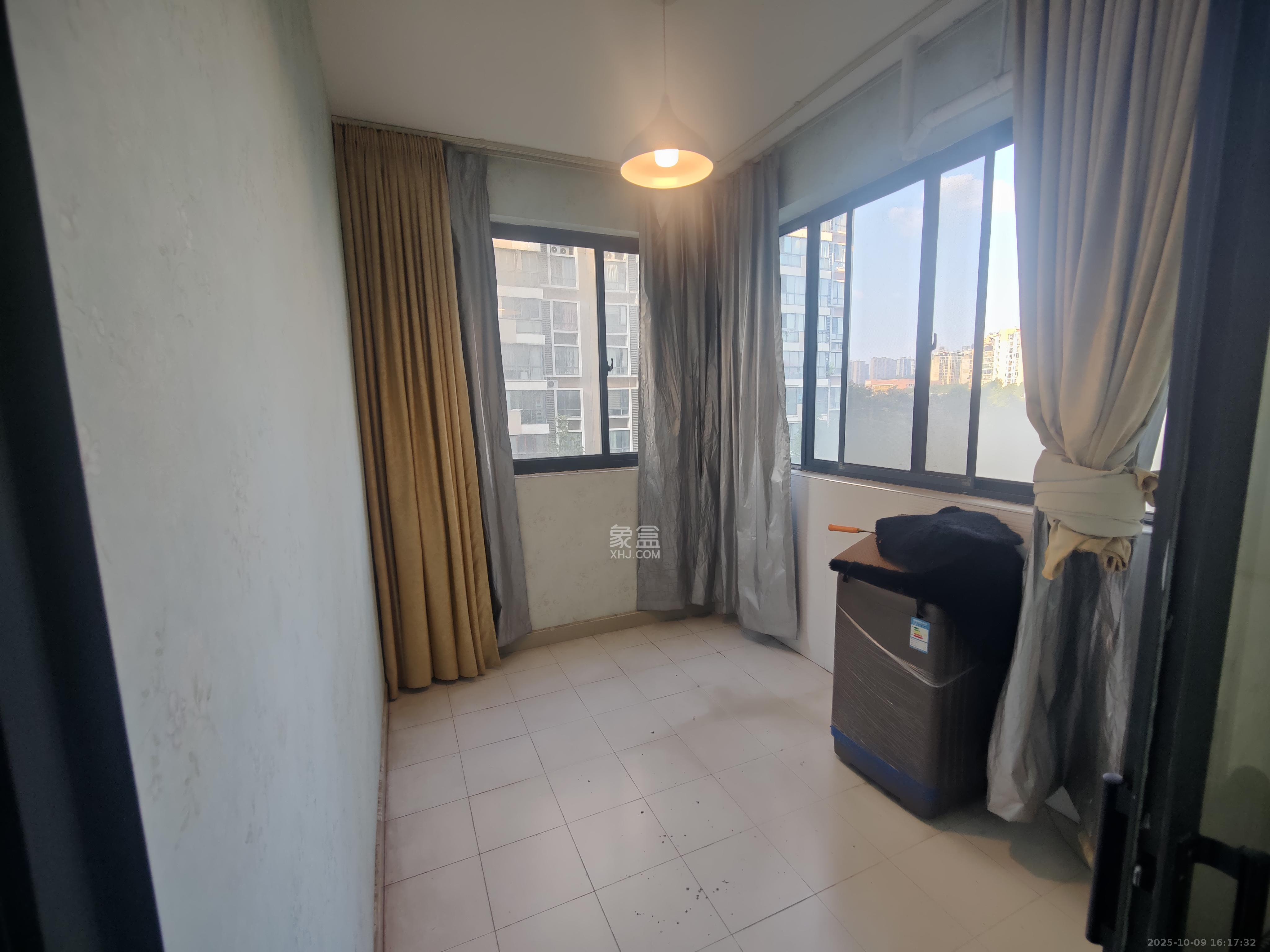 归心苑  5室2厅2卫    6000.0元/月室内图