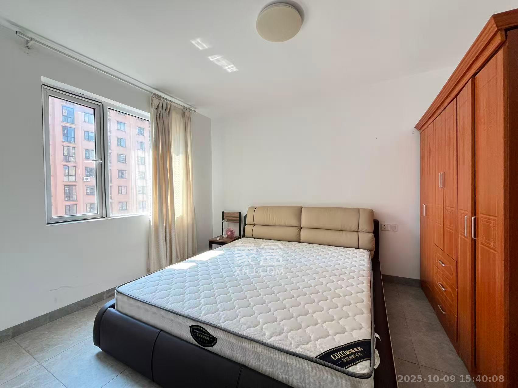 丽发新城  2室2厅1卫    1600.0元/月 丽发新城  2室2厅1卫    1600.0元/月室内图