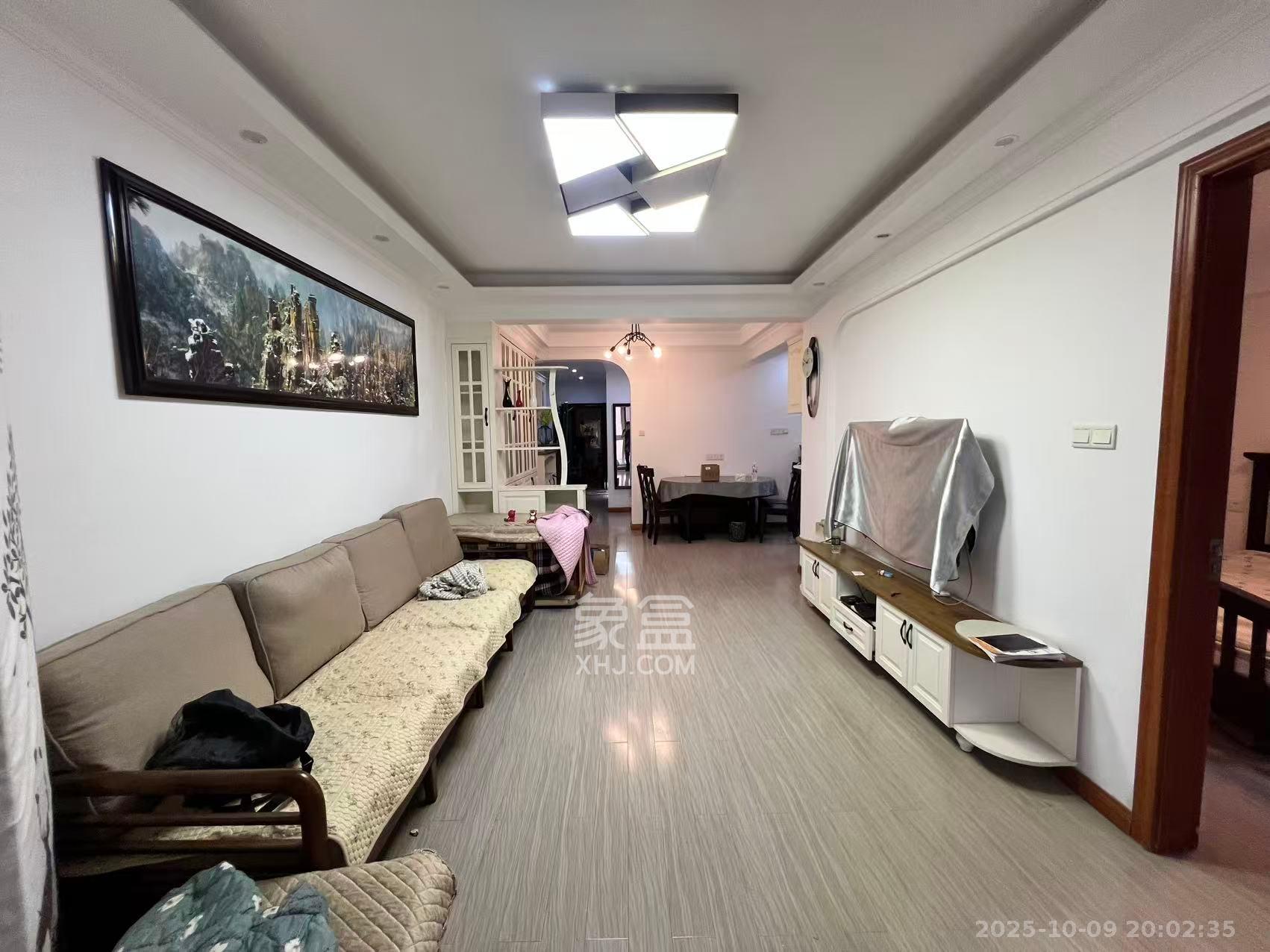 润屋美院 2室2厅1卫 2200.0元/月 润屋美院 2室2厅1卫 2200.0元/月室内图