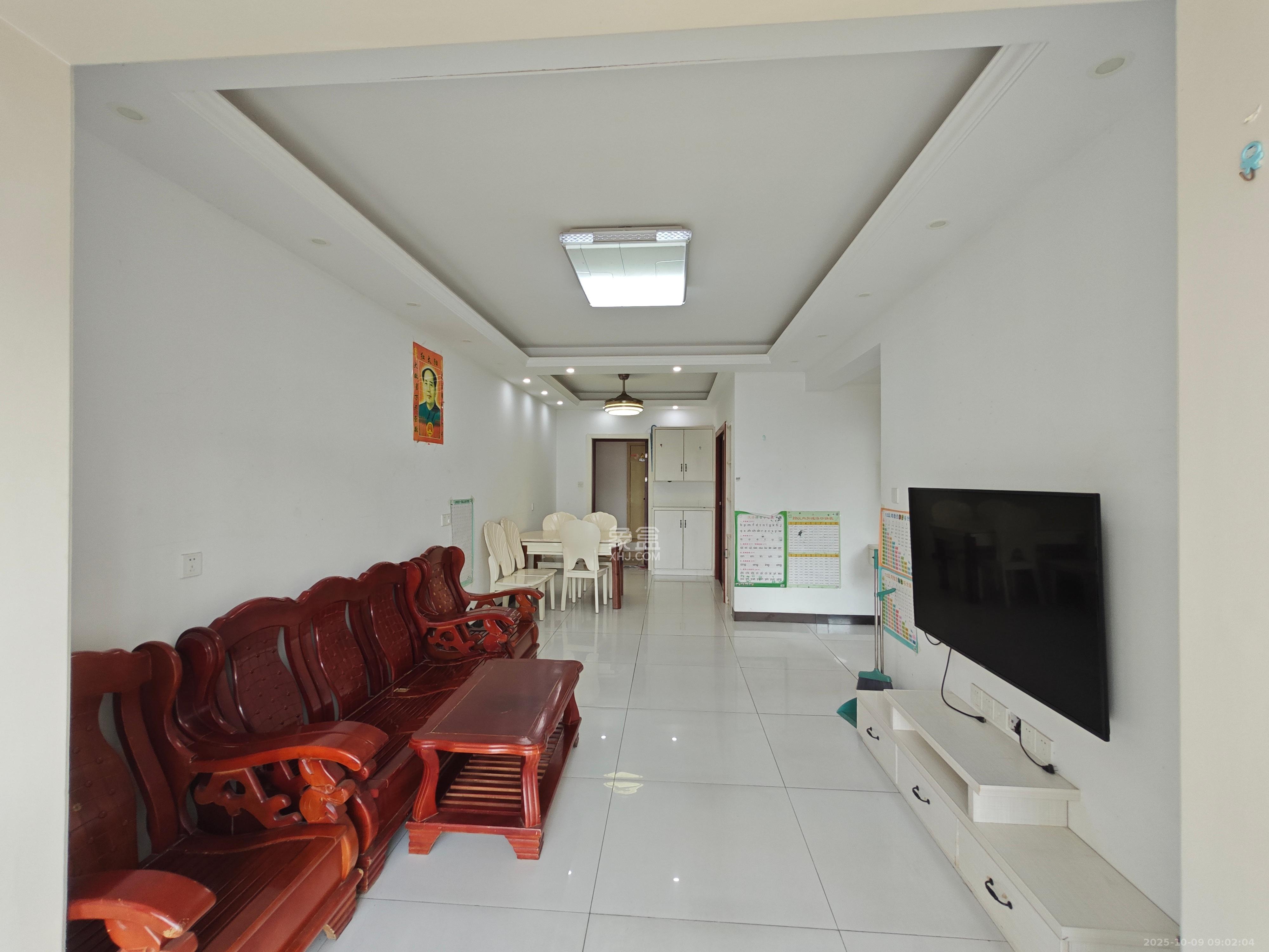 MOMA当代广场  3室2厅1卫    2000.0元/月 MOMA当代广场  3室2厅1卫    2000.0元/月