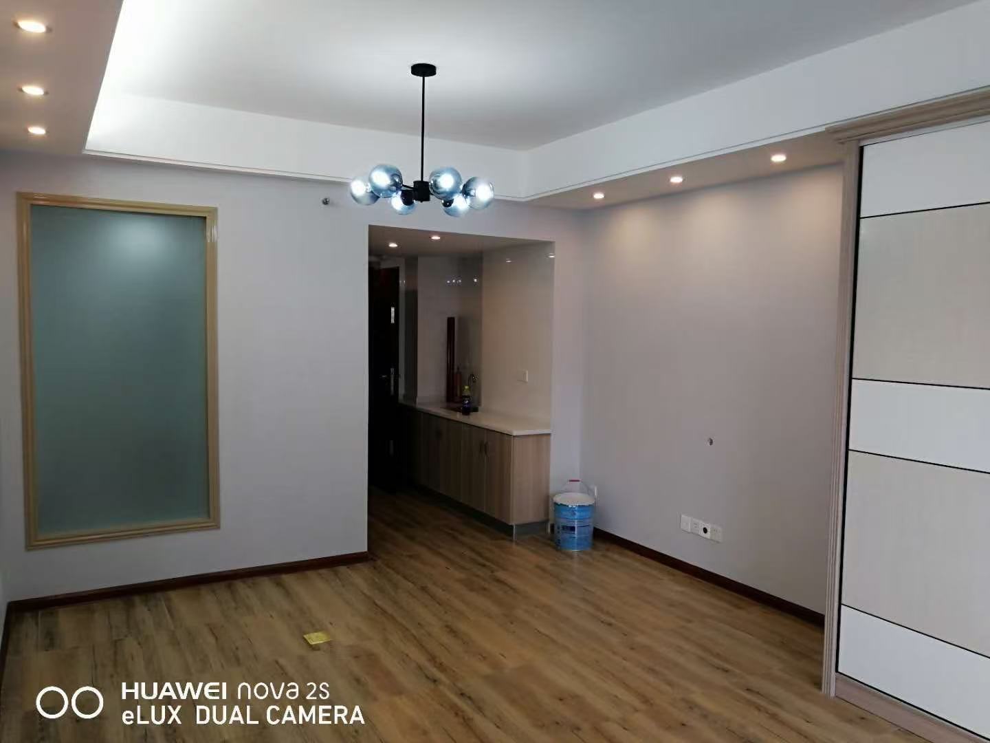 泊富广场 1室1厅1卫 1200.0元/月 泊富广场 1室1厅1卫 1200.0元/月室内图