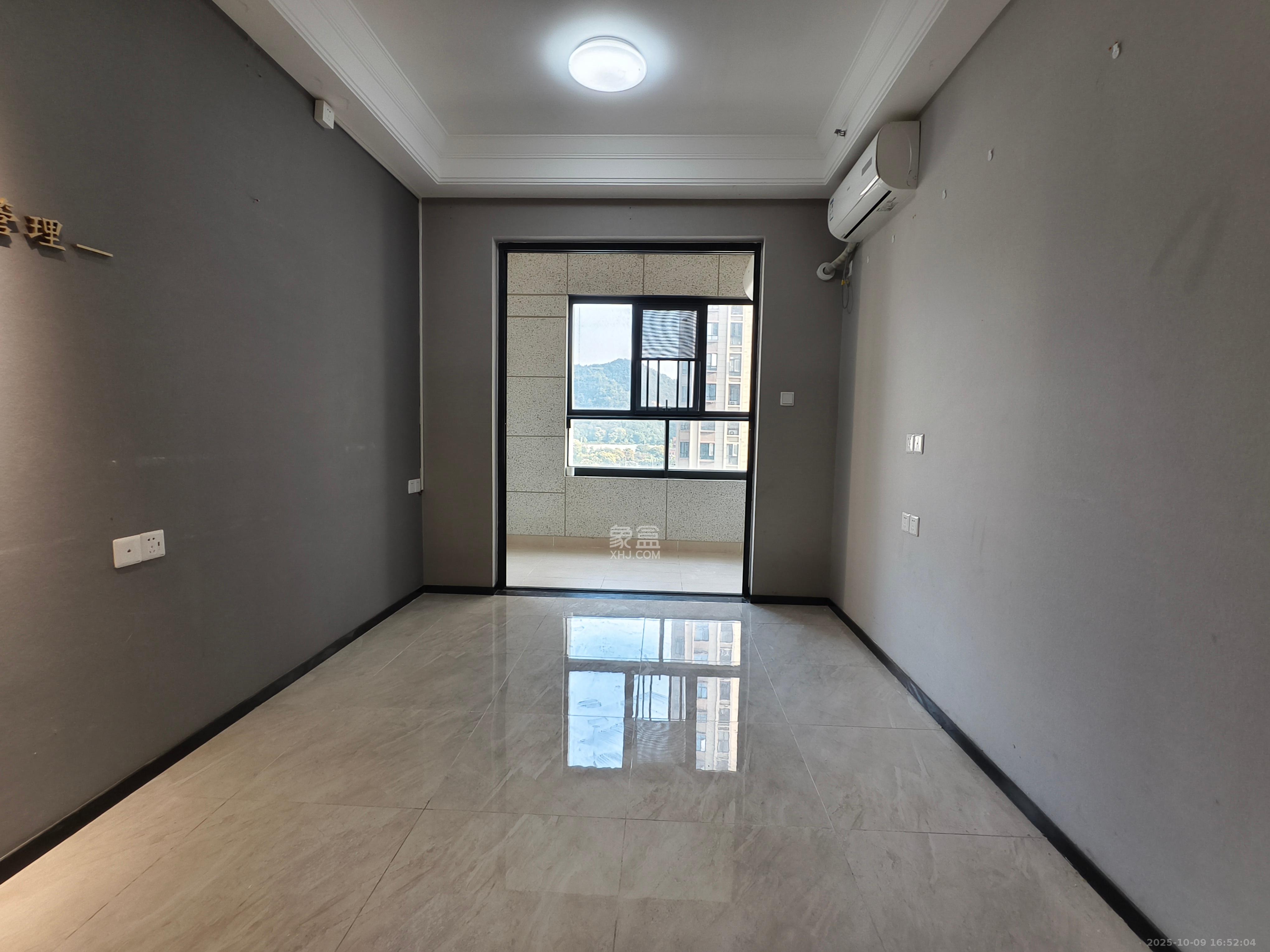 中海梅溪湖壹号 1室1厅1卫 2000.0元/月 中海梅溪湖壹号 1室1厅1卫 2000.0元/月室内图