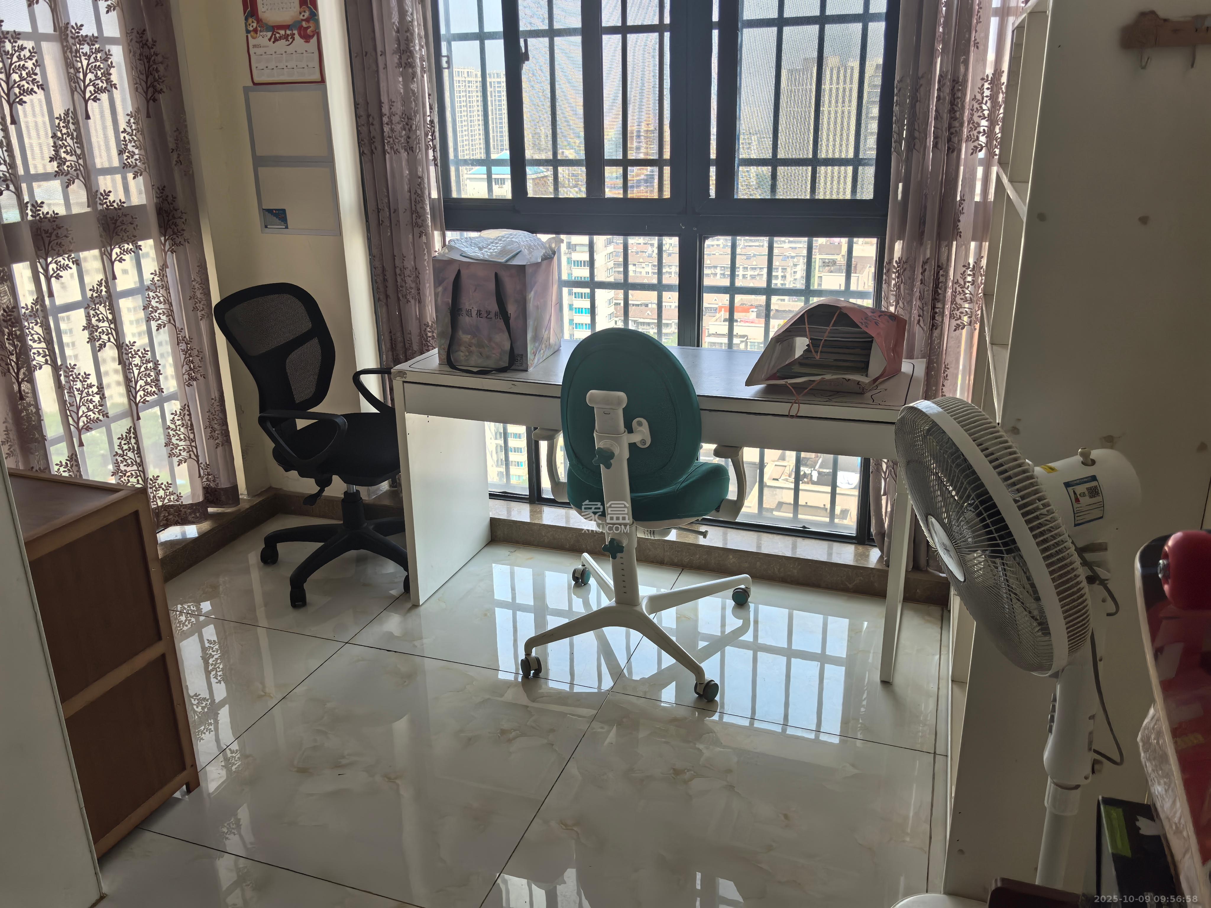 金鸿宇大厦  3室1厅1卫    3500.0元/月 金鸿宇大厦  3室1厅1卫    3500.0元/月室内图