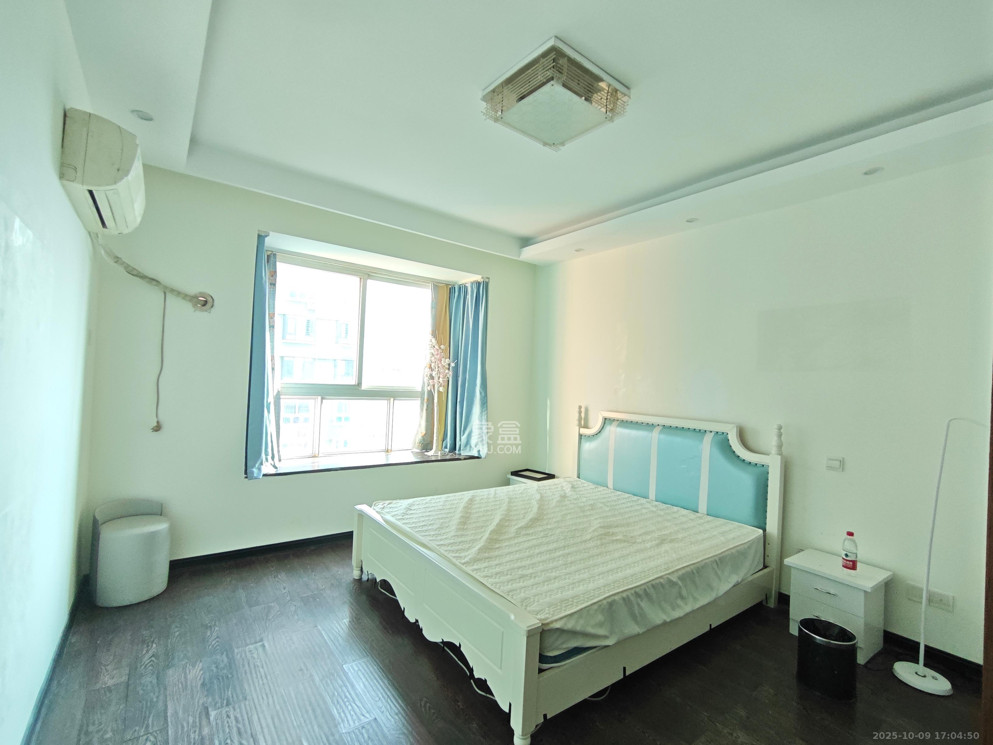 兴威名城  4室2厅1卫    4600.0元/月室内图