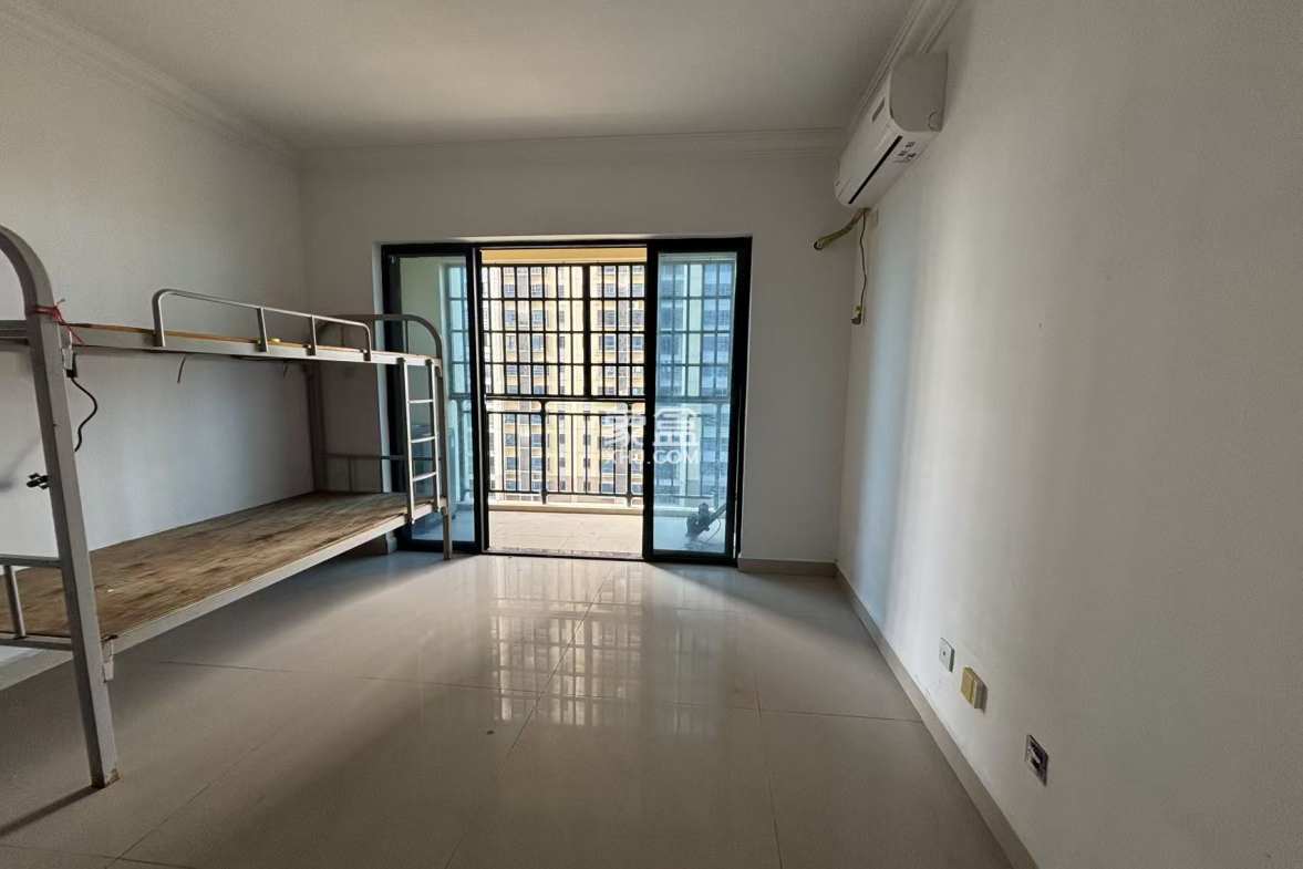 新海小区 2室2厅1卫 1500.0元/月 新海小区 2室2厅1卫 1500.0元/月室内图