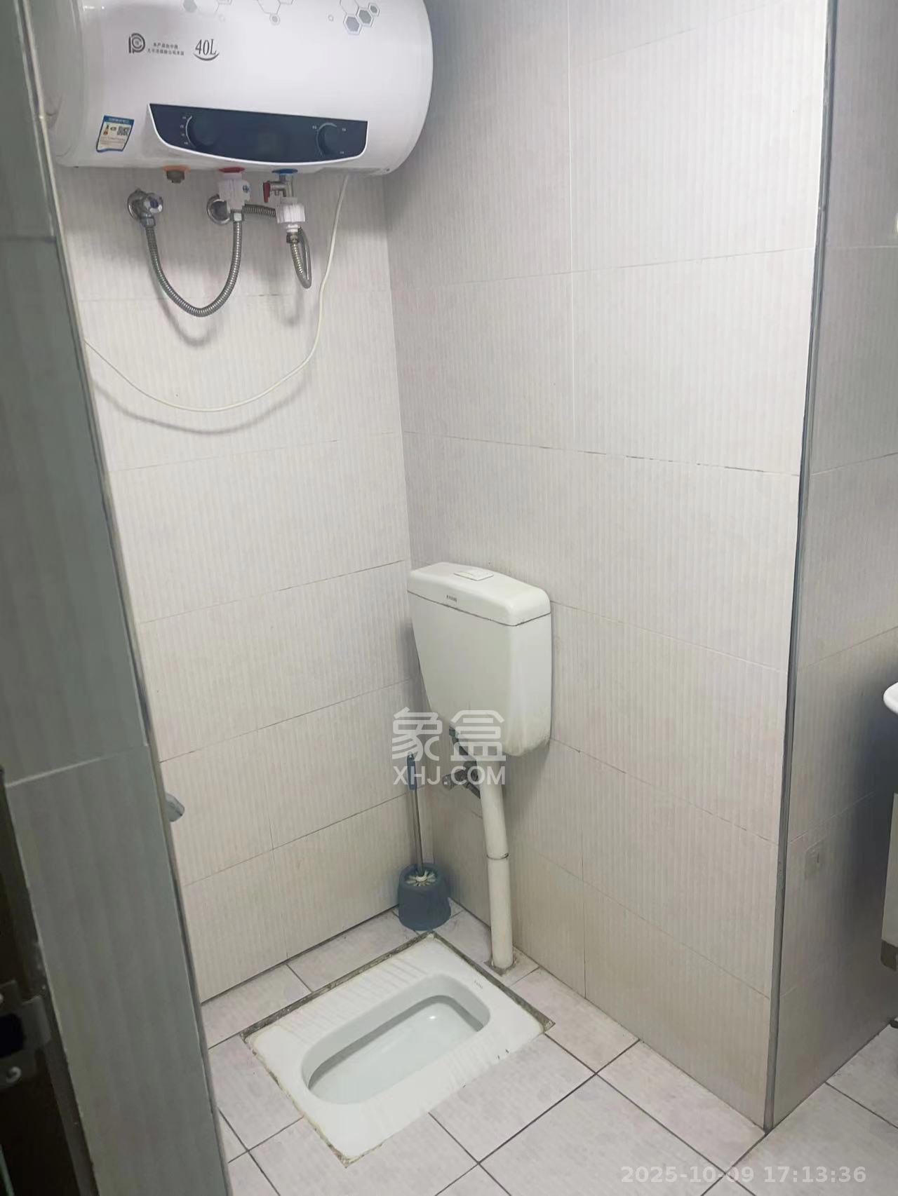 美利新世界  1室1厅1卫    1300.0元/月室内图