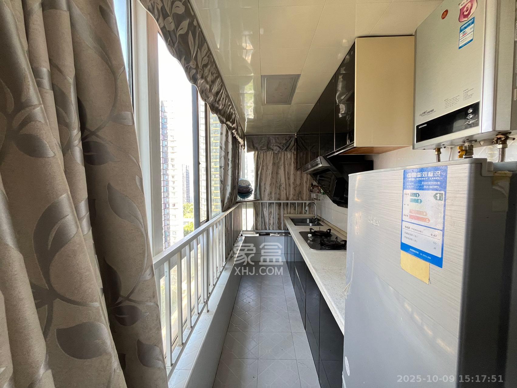 先锋东外滩  1室2厅2卫    1600.0元/月 先锋东外滩  1室2厅2卫    1600.0元/月室内图