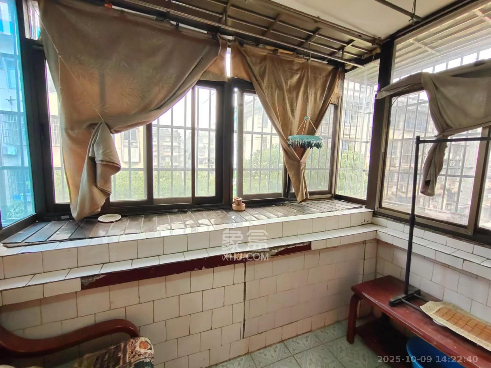 广济桥商务厅宿舍 2室1厅1卫 1500.0元/月 广济桥商务厅宿舍 2室1厅1卫 1500.0元/月室内图