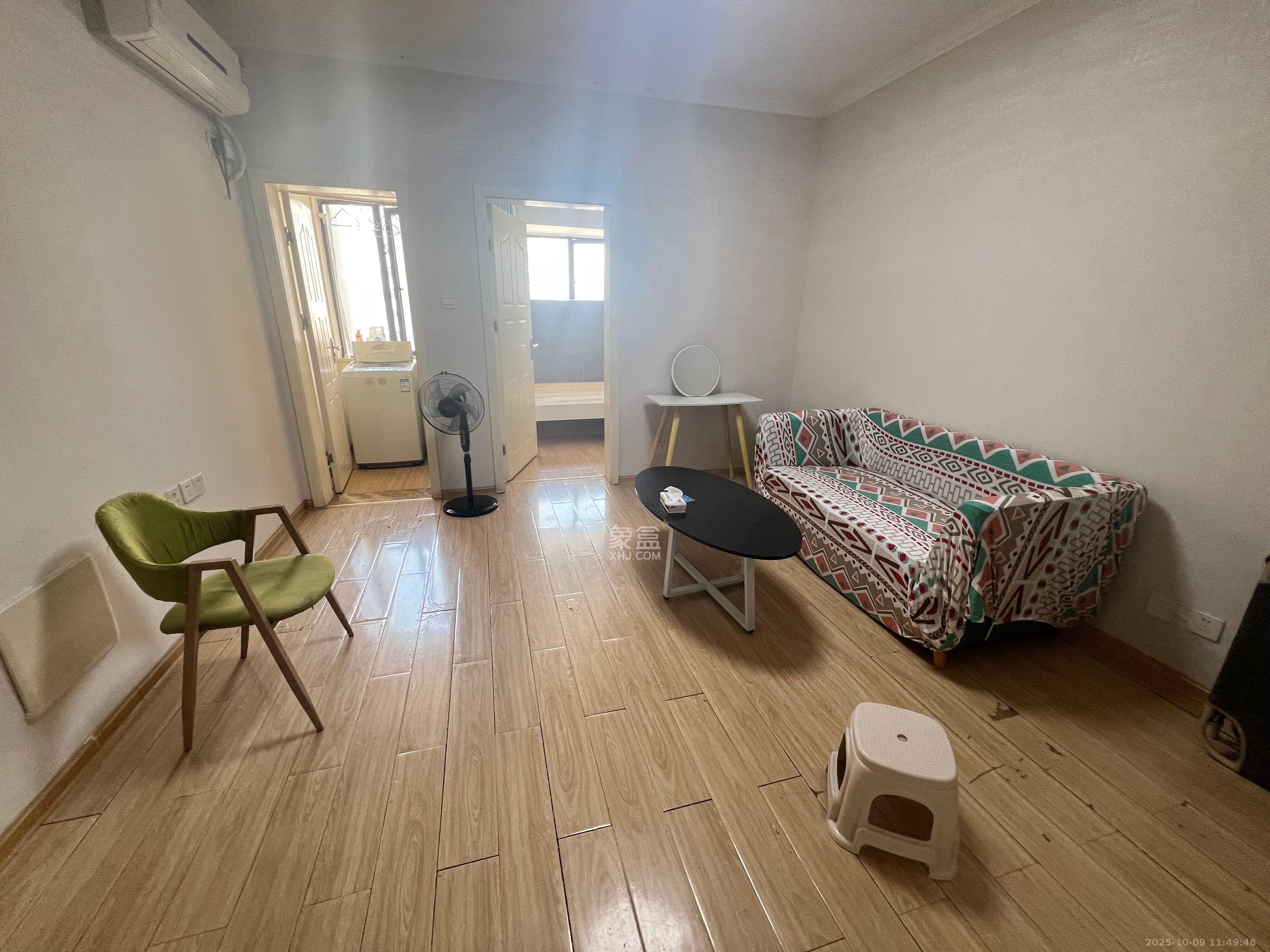 万芙锦城  1室1厅1卫    1400.0元/月 万芙锦城  1室1厅1卫    1400.0元/月