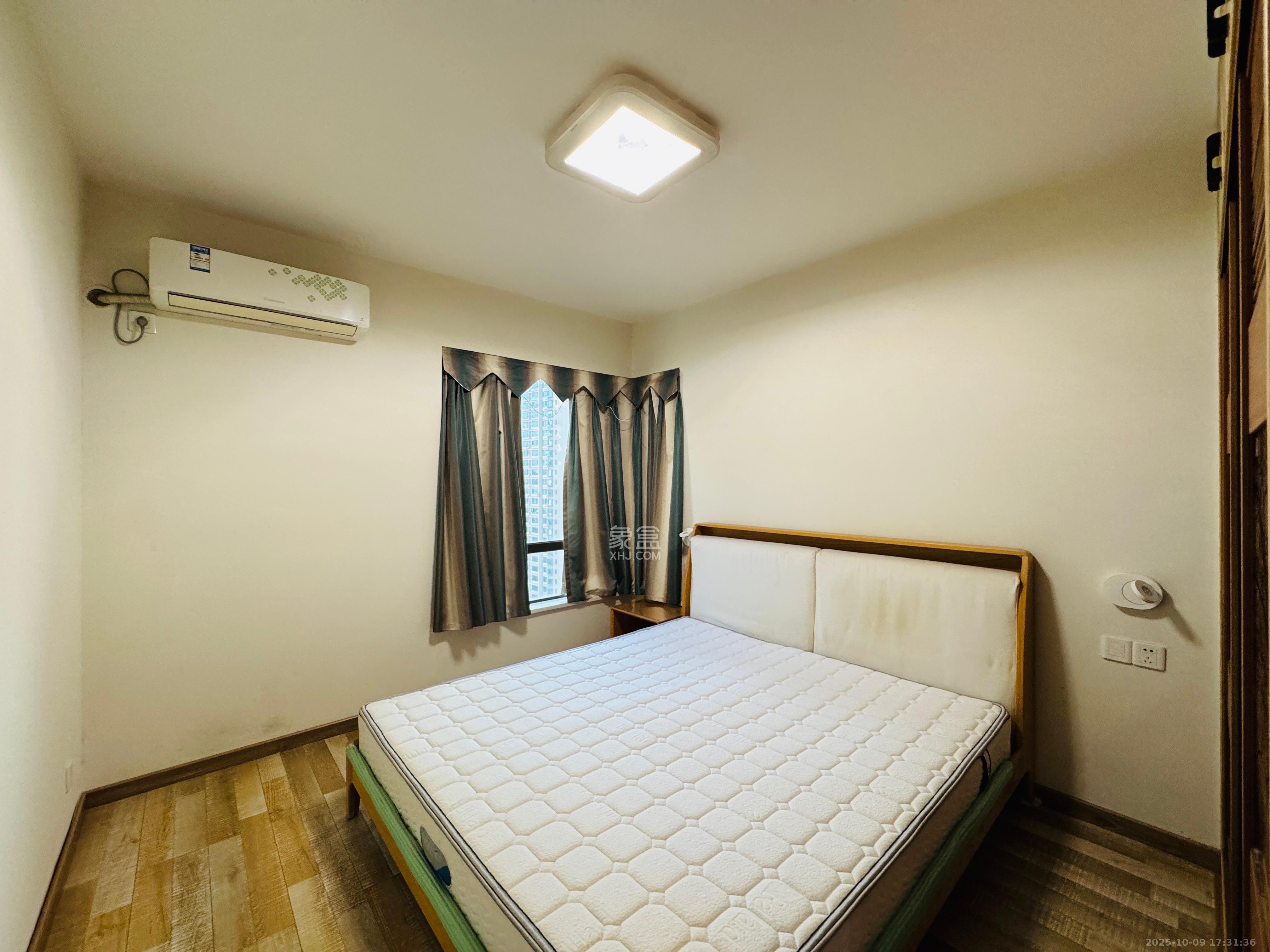 南山雍江汇(滨江国际新城) 3室2厅1卫 3500.0元/月 南山雍江汇(滨江国际新城) 3室2厅1卫 3500.0元/月室内图