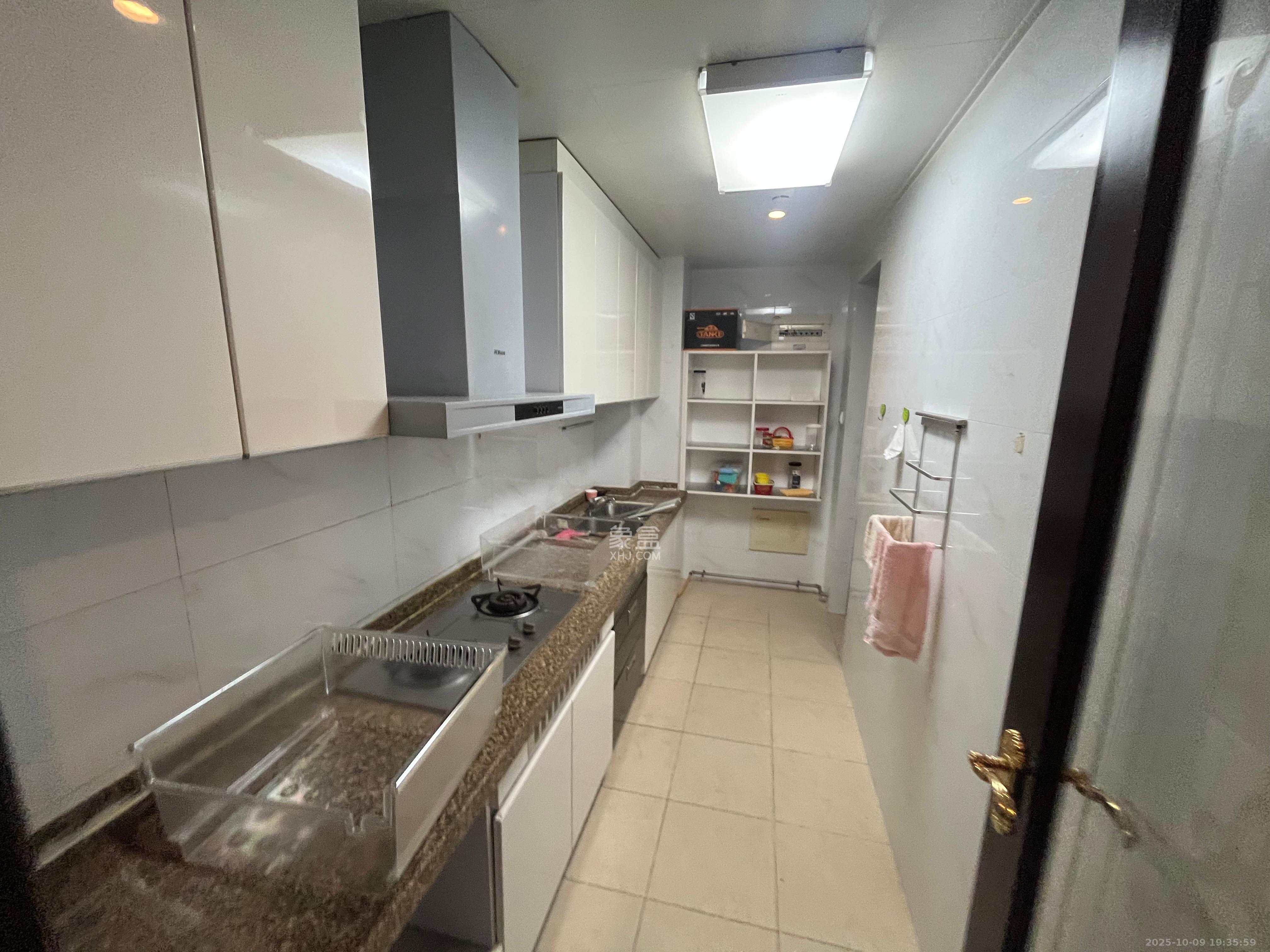 恒大国际广场  2室1厅1卫    2400.0元/月室内图