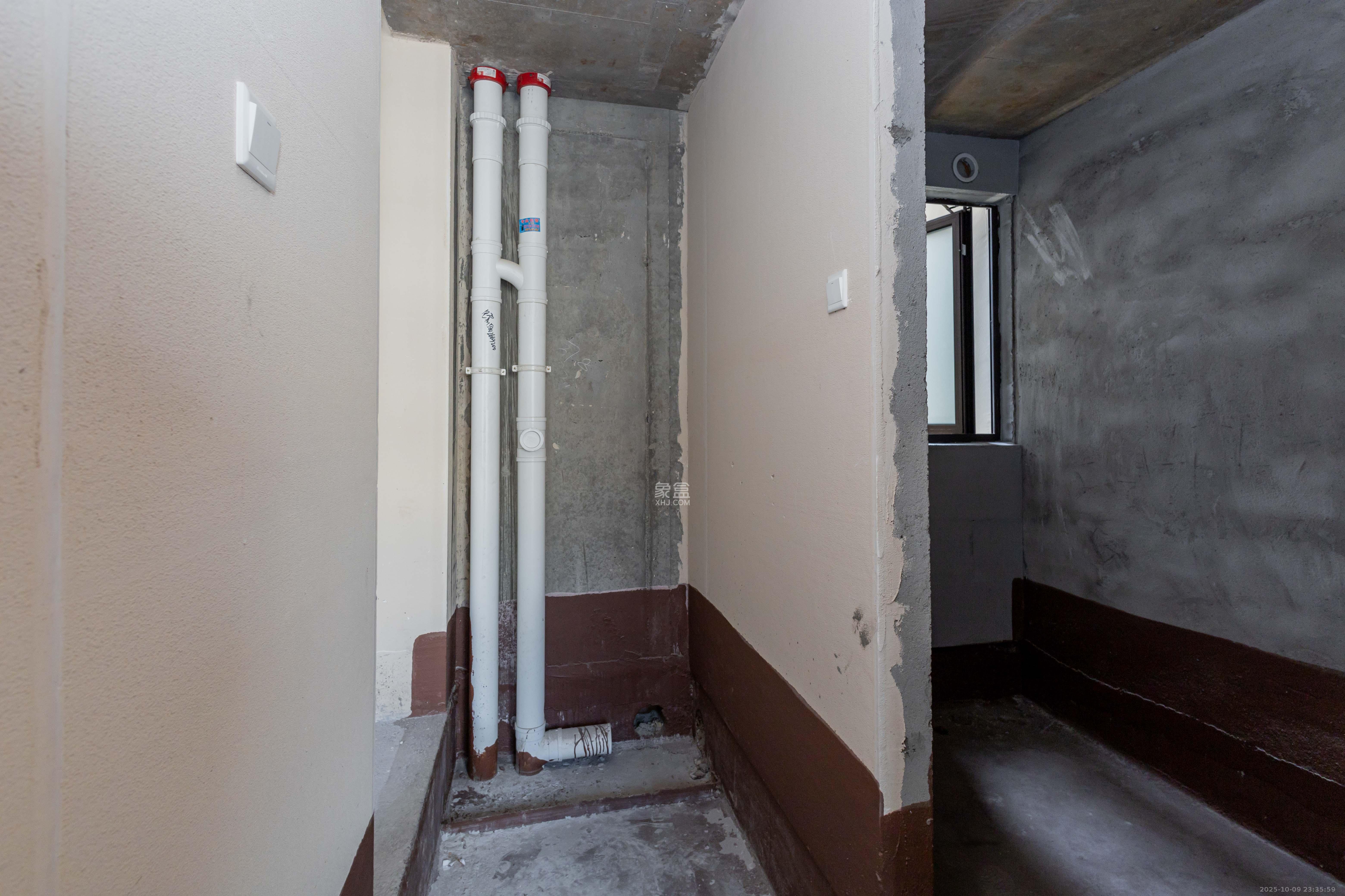 新城恒伟汇隽风华 4室2厅2卫 89.8万 新城恒伟汇隽风华 4室2厅2卫 89.8万卫生间