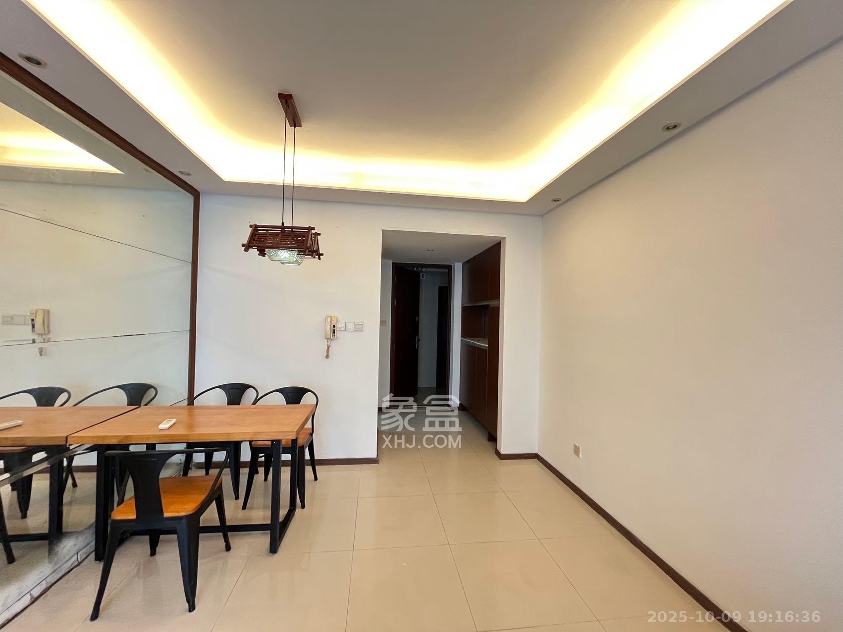 万科金域蓝湾  3室2厅1卫    2200.0元/月 万科金域蓝湾  3室2厅1卫    2200.0元/月室内图