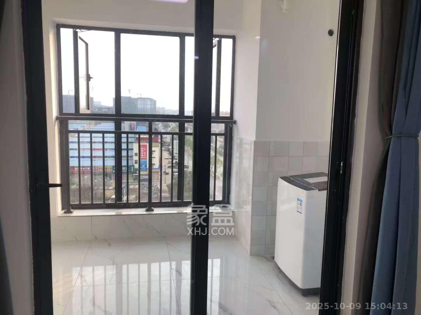 中海新城熙岸(中信新城五期) 2室2厅1卫 1700.0元/月 中海新城熙岸(中信新城五期) 2室2厅1卫 1700.0元/月室内图