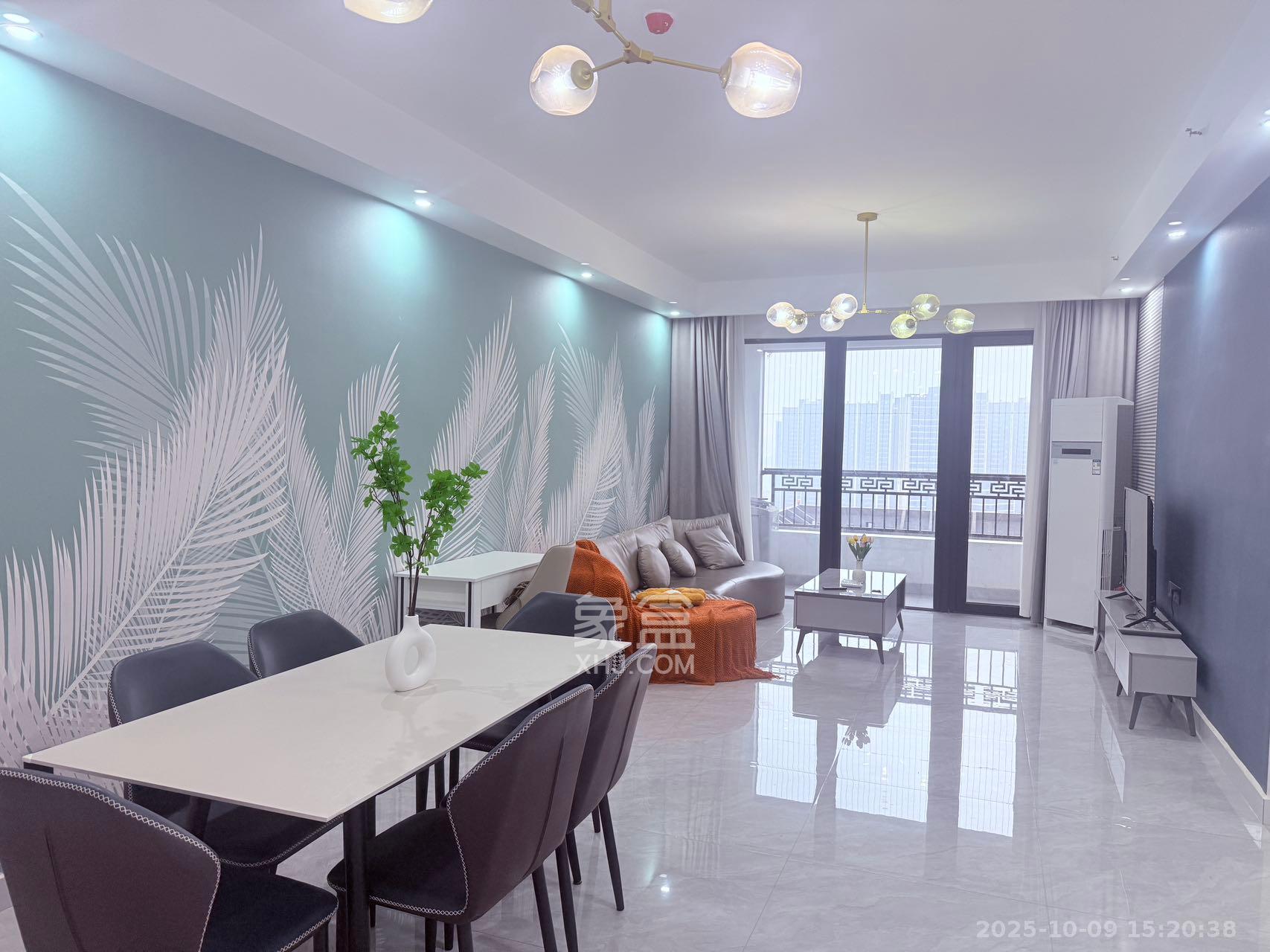 建发央著 3室2厅2卫 3300.0元/月 建发央著 3室2厅2卫 3300.0元/月室内图