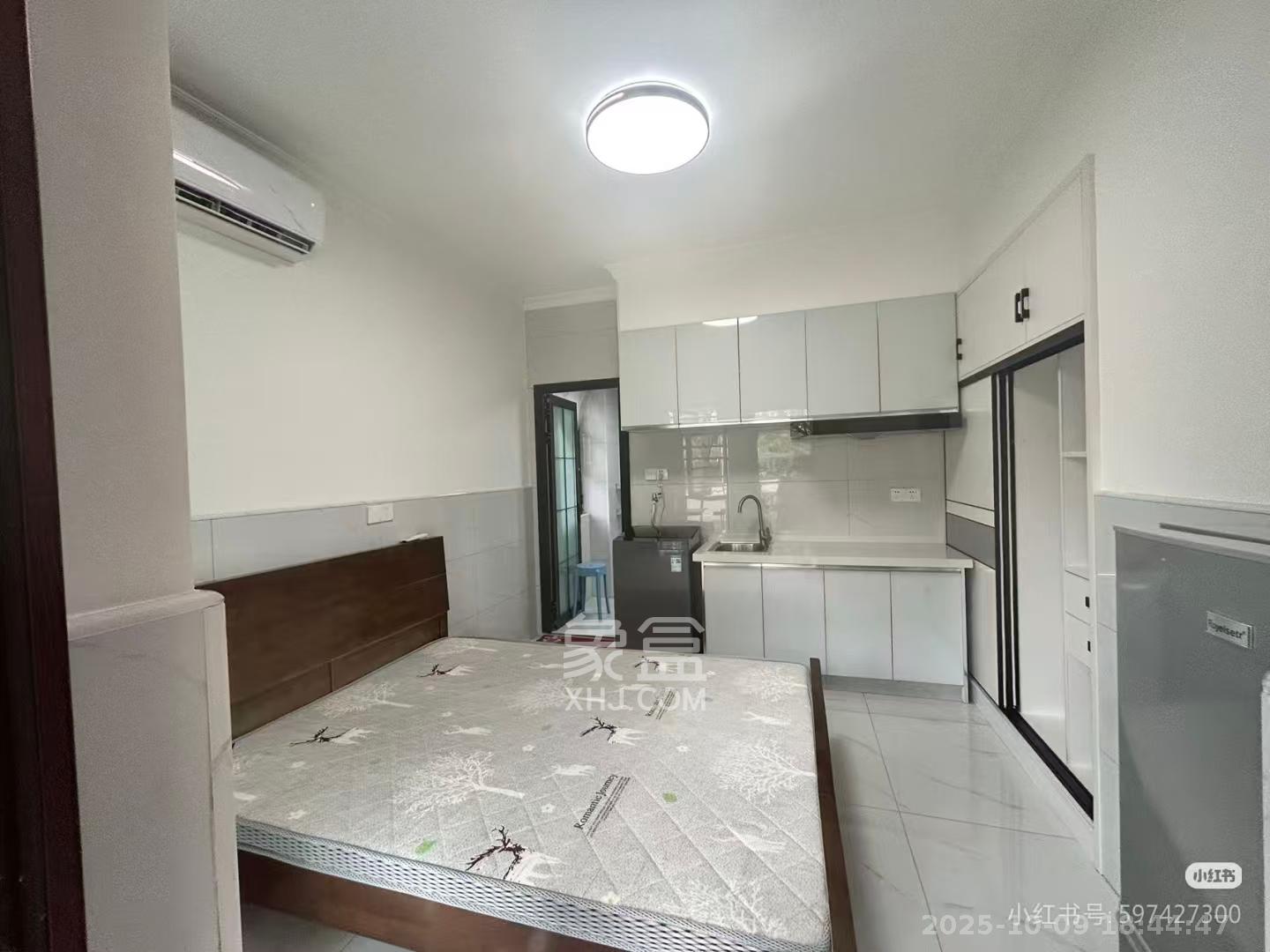 和润园三期  1室1厅1卫    1000.0元/月室内图1