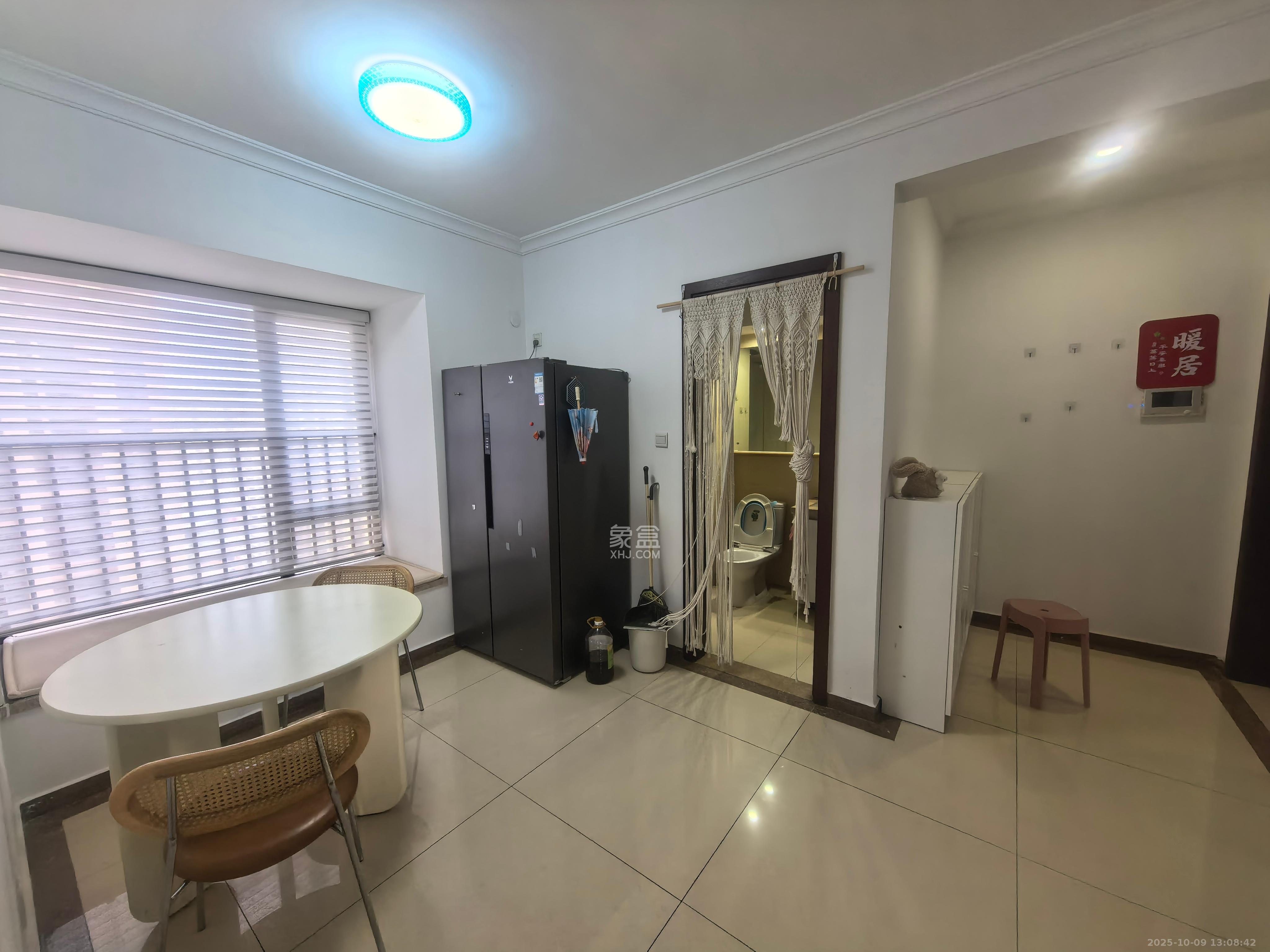 时代倾城一期  3室2厅2卫    2800.0元/月 时代倾城一期  3室2厅2卫    2800.0元/月室内图