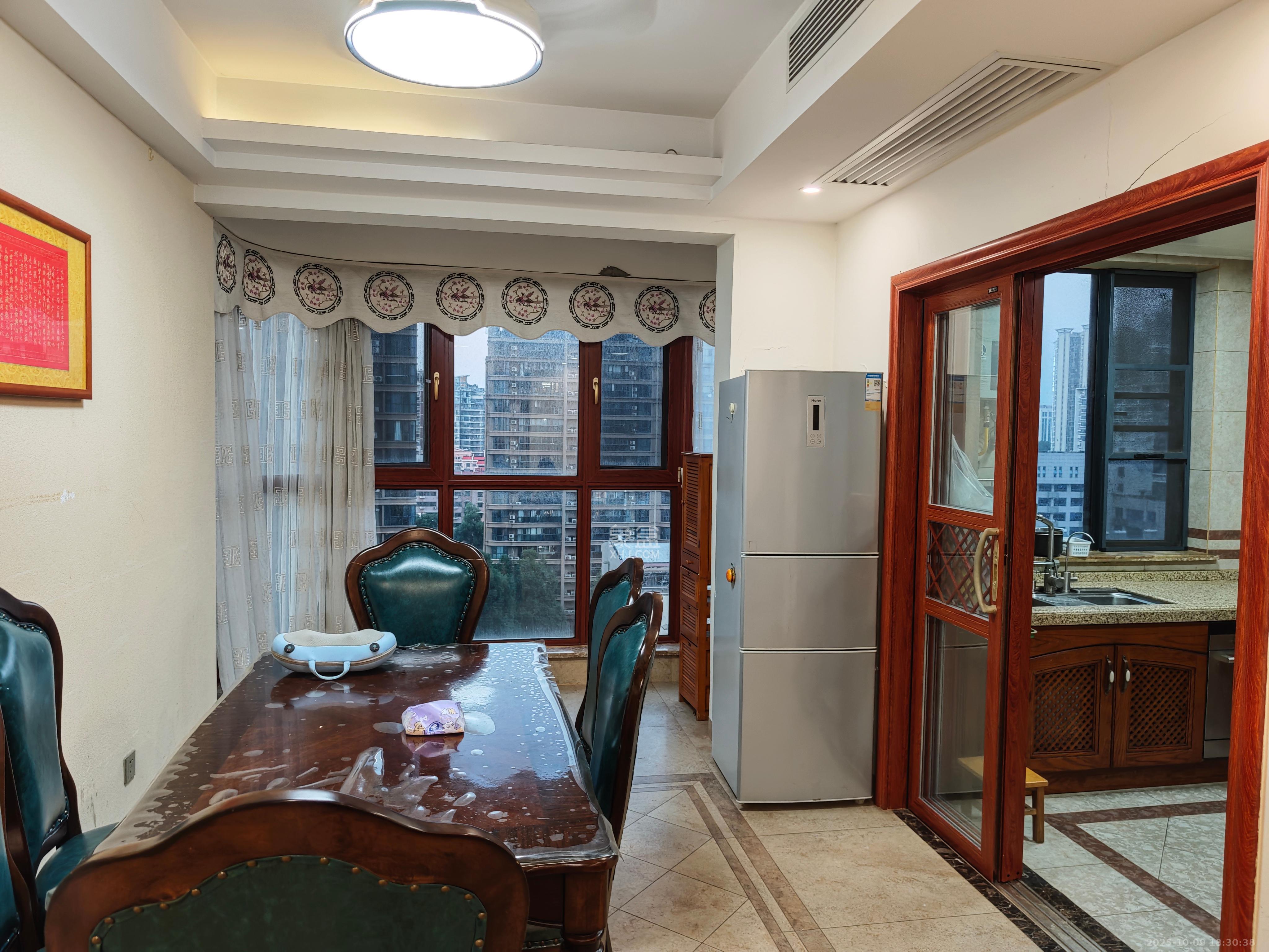 永祺西京 4室2厅2卫 4200.0元/月 永祺西京 4室2厅2卫 4200.0元/月室内图