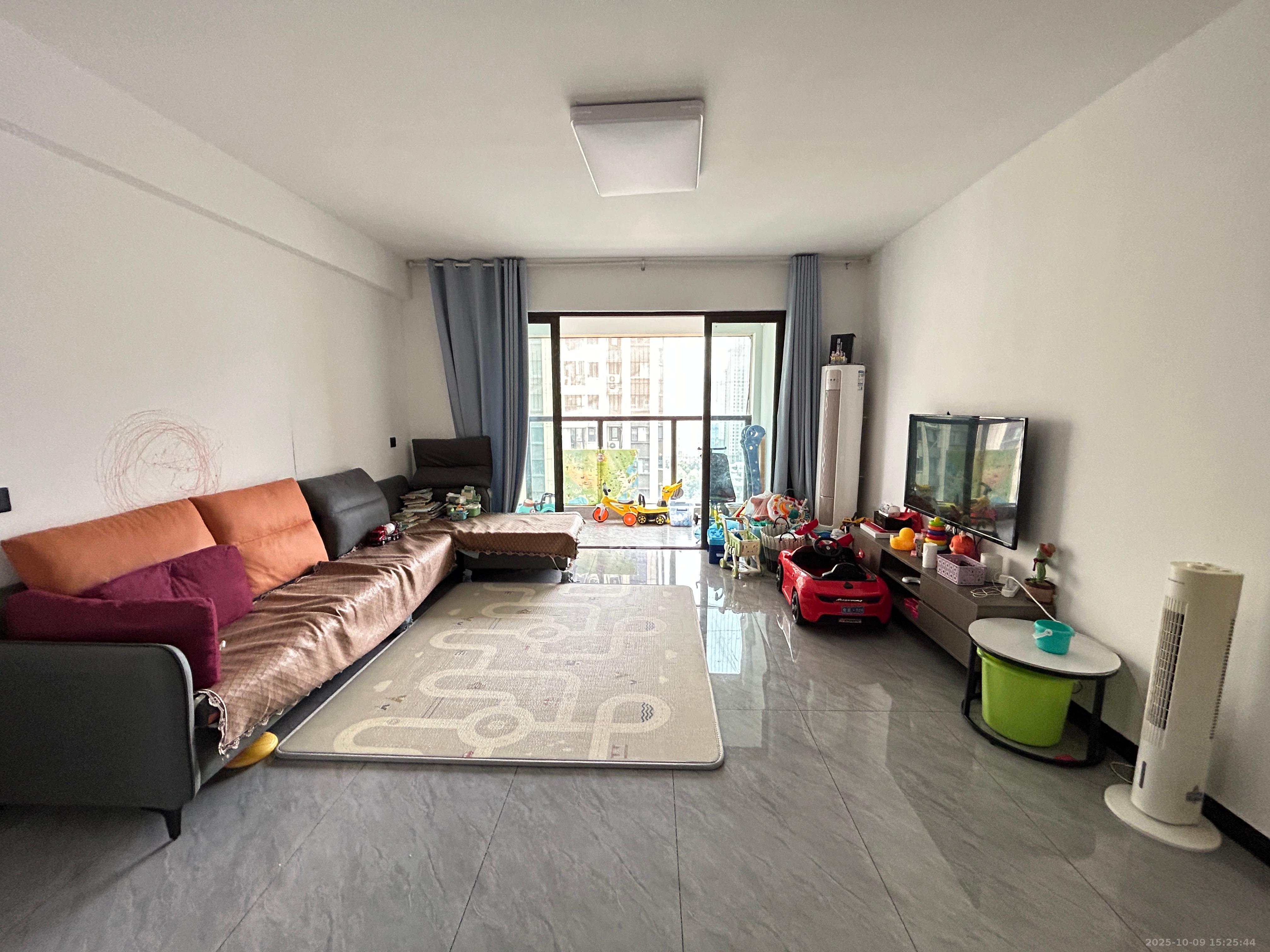 华润琨瑜府 4室2厅2卫 3800.0元/月 华润琨瑜府 4室2厅2卫 3800.0元/月室内图