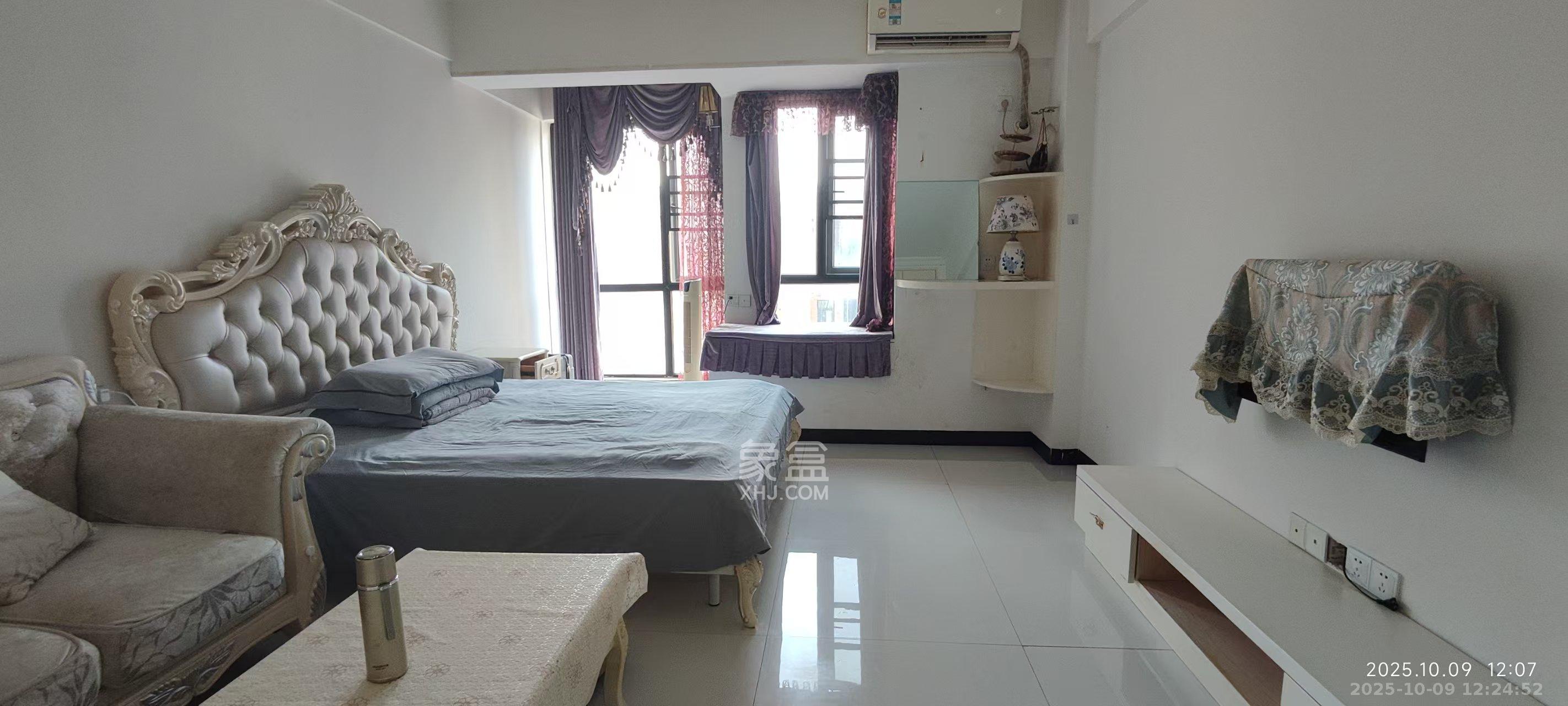 英郡年华  1室1厅1卫    1400.0元/月室内图