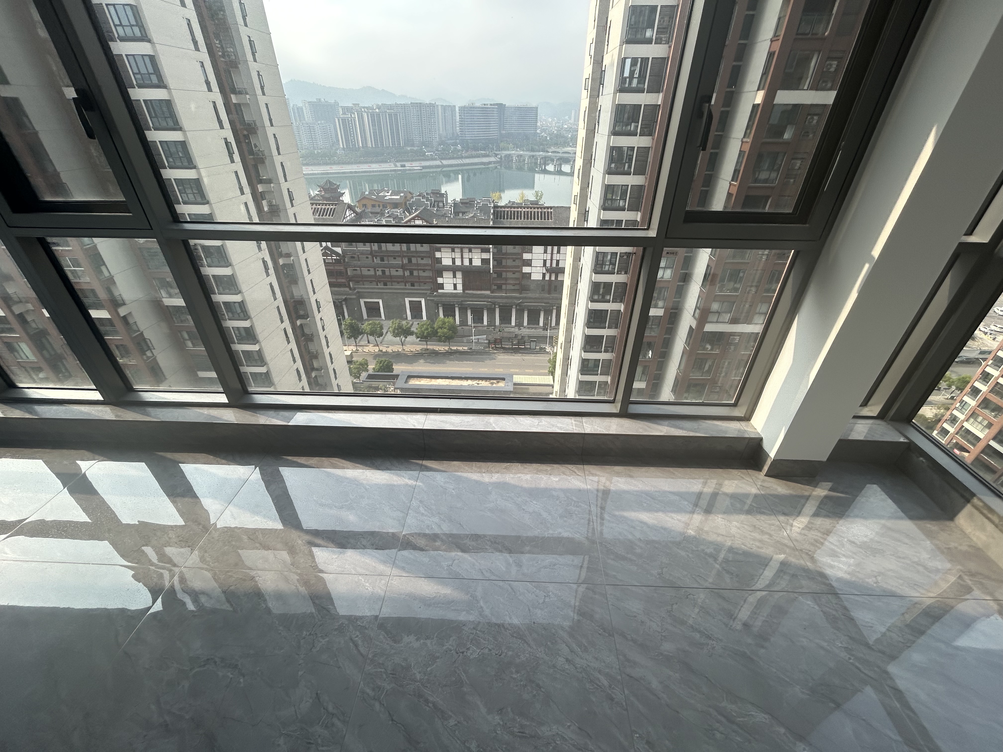 南门口安置小区二期 2室1厅1卫 1800.0元/月 南门口安置小区二期 2室1厅1卫 1800.0元/月室内图