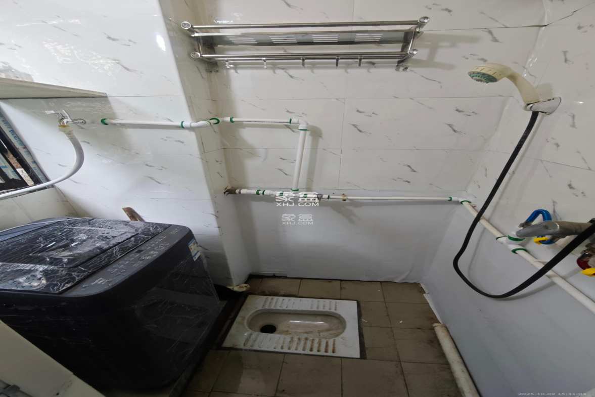 五一东村 1室0厅0卫 2400.0元/月 五一东村 1室0厅0卫 2400.0元/月室内图