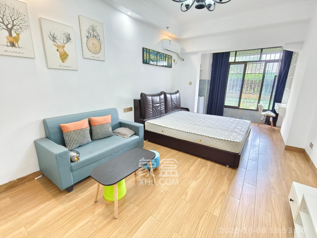 梅溪国际公寓(步步高新天地)  1室1厅1卫    1500.0元/月 梅溪国际公寓(步步高新天地)  1室1厅1卫    1500.0元/月