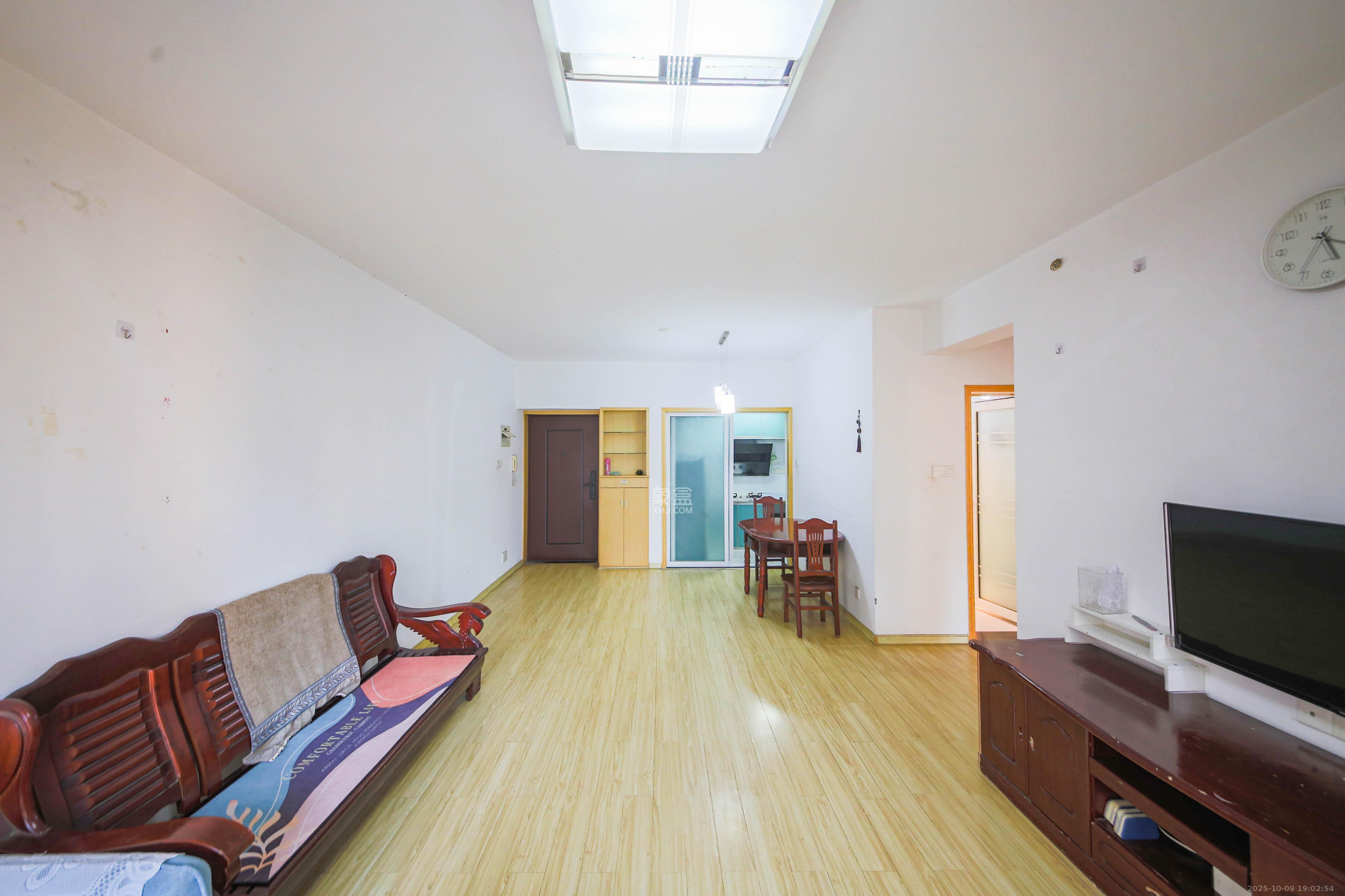 和庄  3室2厅2卫    78.5万