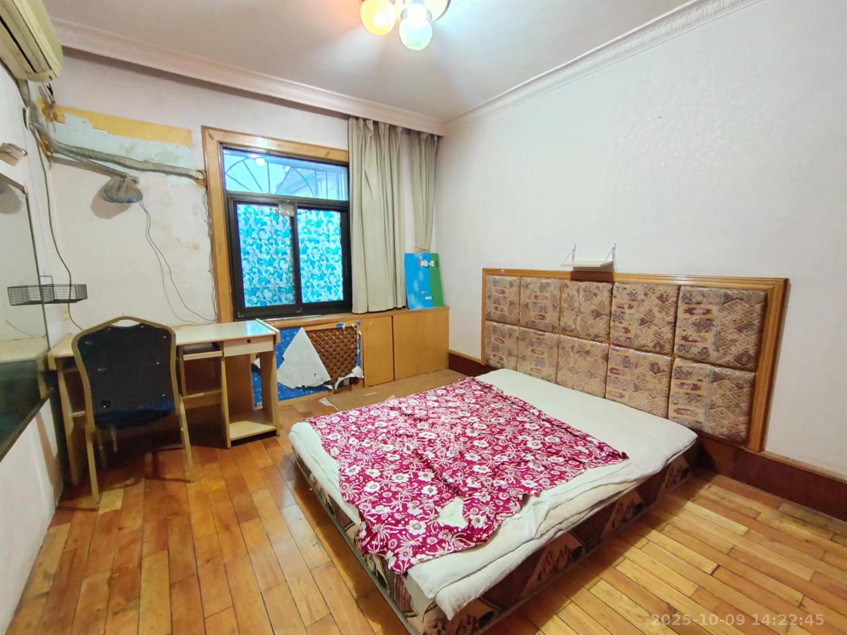 广济桥商务厅宿舍  2室1厅1卫    1500.0元/月室内图