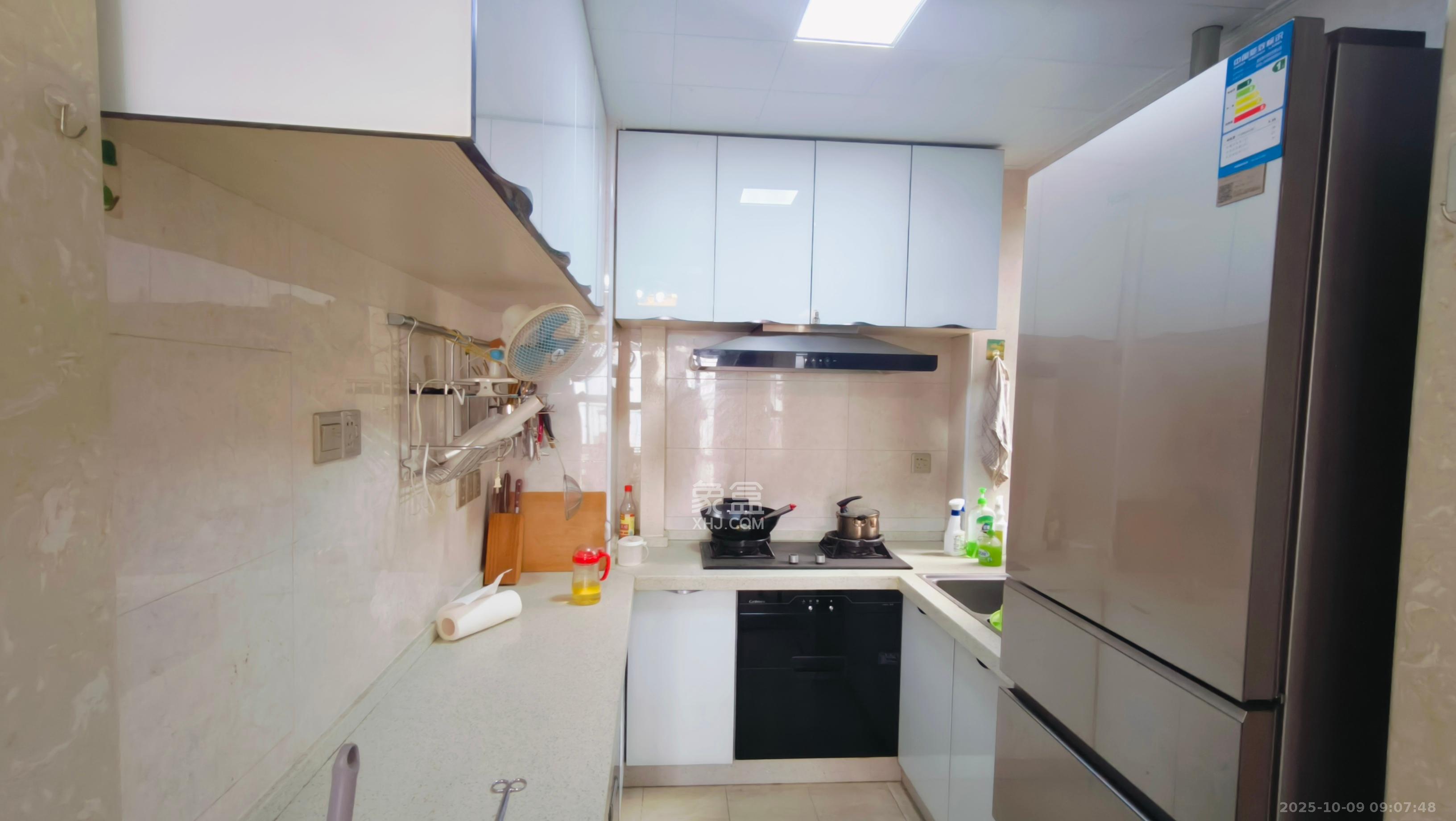 胜家雅苑  3室2厅1卫    3300.0元/月室内图