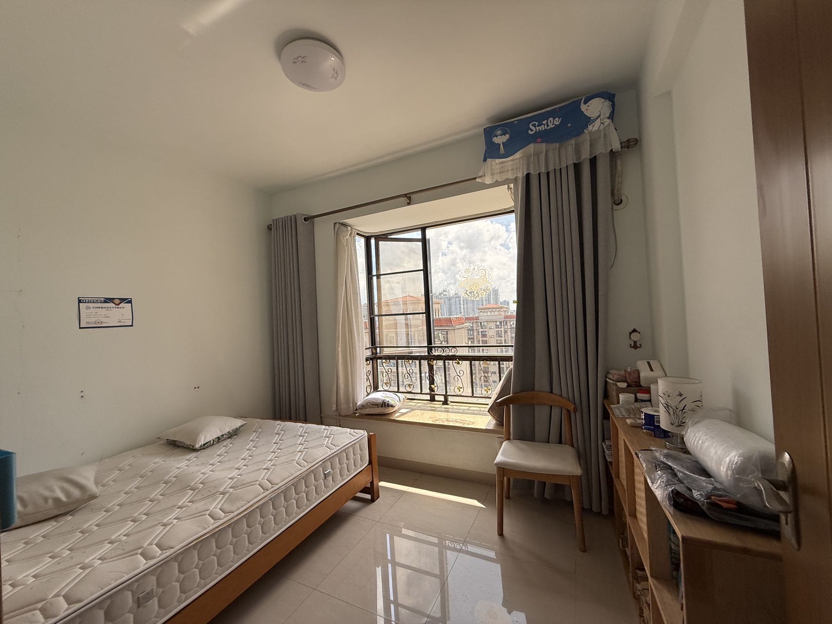 鑫生棕榈泉国际公馆  4室2厅2卫    198.0万室内图