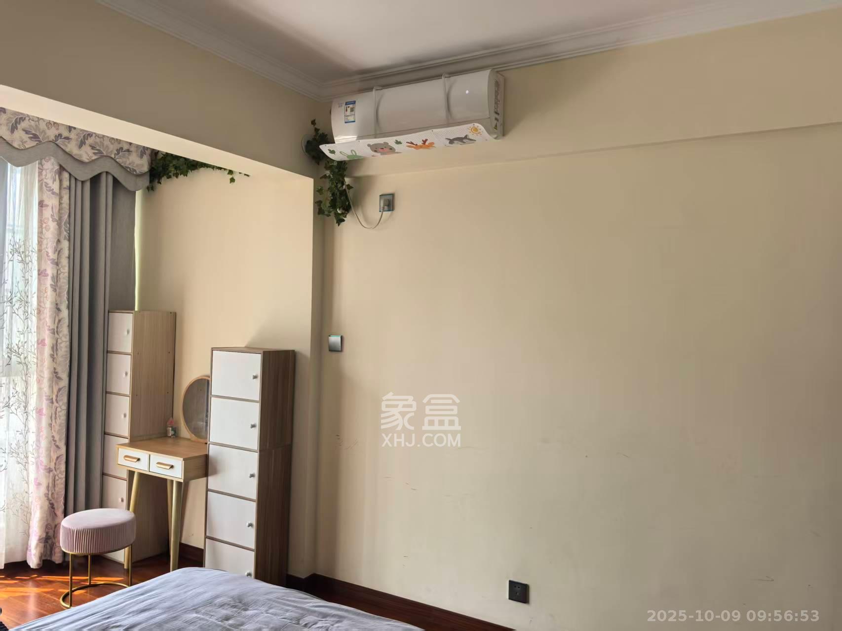 金鸿宇大厦  3室1厅1卫    3500.0元/月 金鸿宇大厦  3室1厅1卫    3500.0元/月室内图