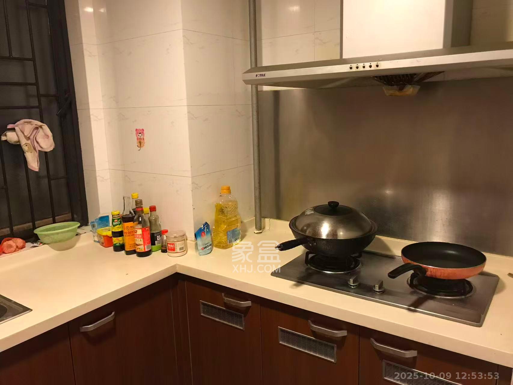 万科金域华府二期 3室2厅1卫 2500.0元/月 万科金域华府二期 3室2厅1卫 2500.0元/月室内图