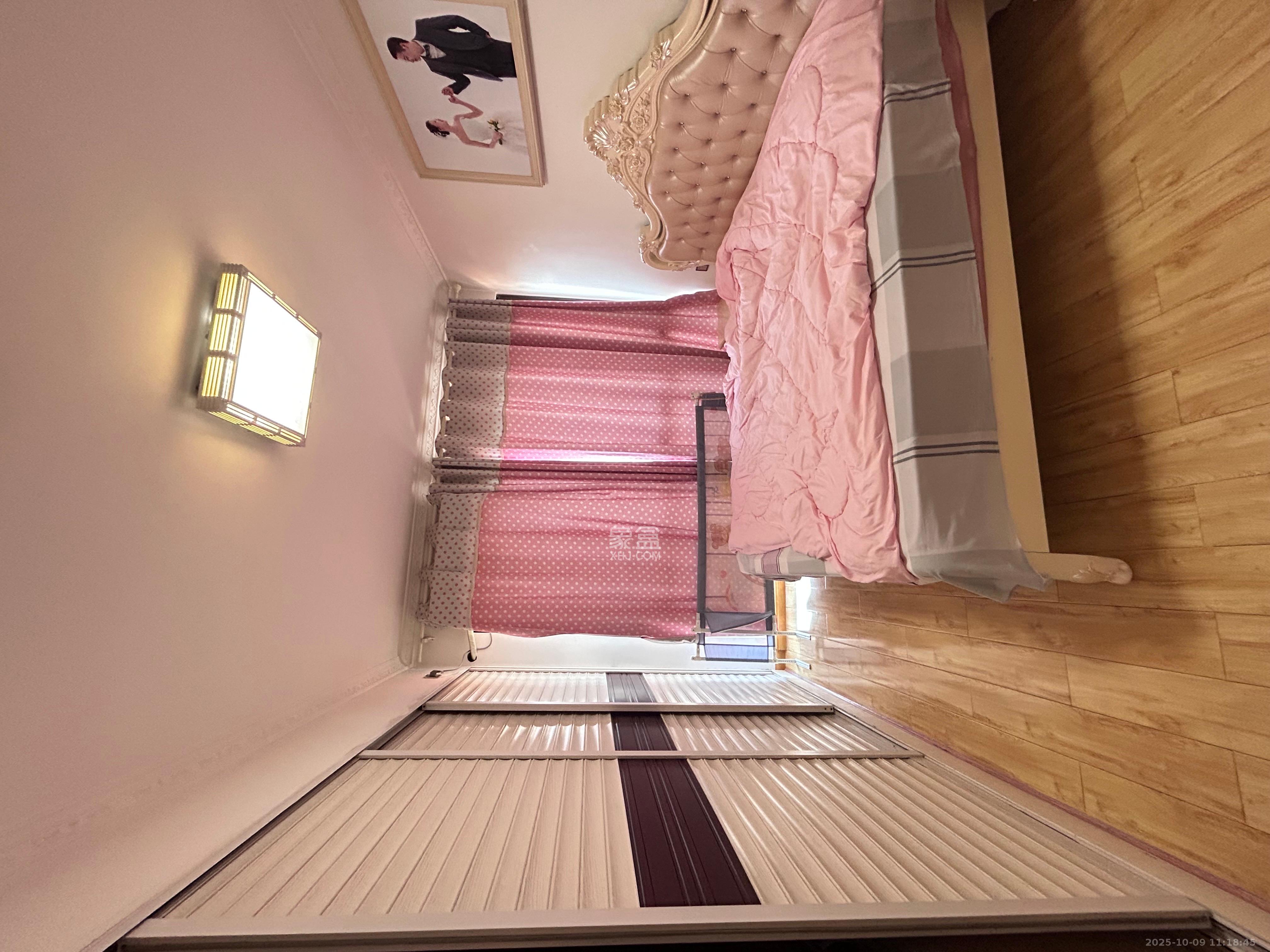 海洋半岛（月珑湾）  2室1厅1卫    2300.0元/月室内图