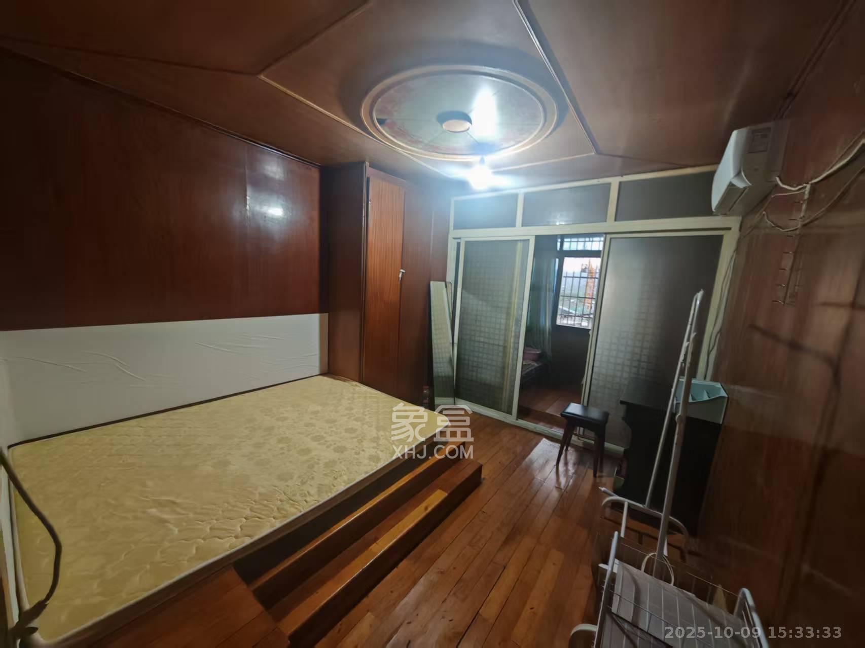 裕农街散盘 1室1厅1卫 800.0元/月 裕农街散盘 1室1厅1卫 800.0元/月室内图