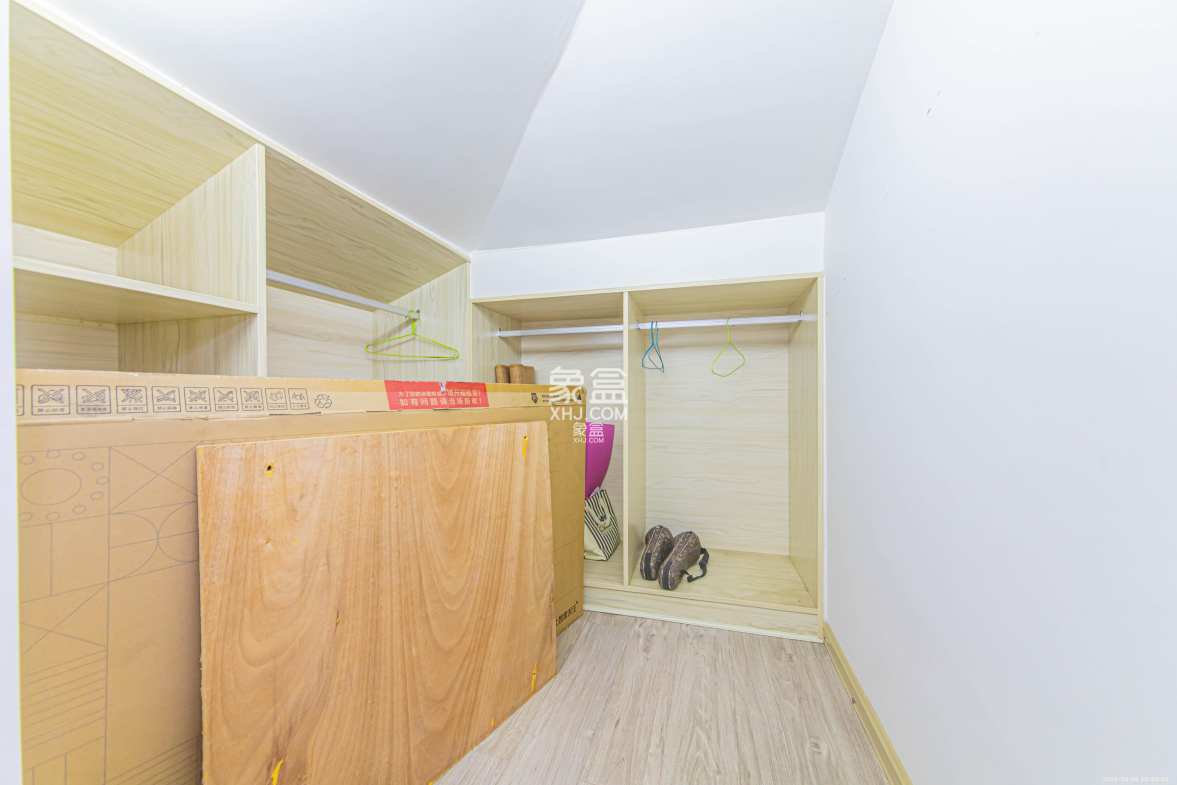 中建芙蓉嘉苑 3室2厅2卫 2300.0元/月 中建芙蓉嘉苑 3室2厅2卫 2300.0元/月室内图